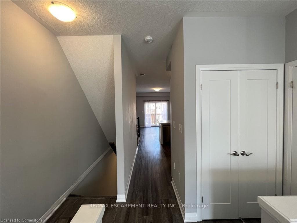 18 AQUA Lane photo 14