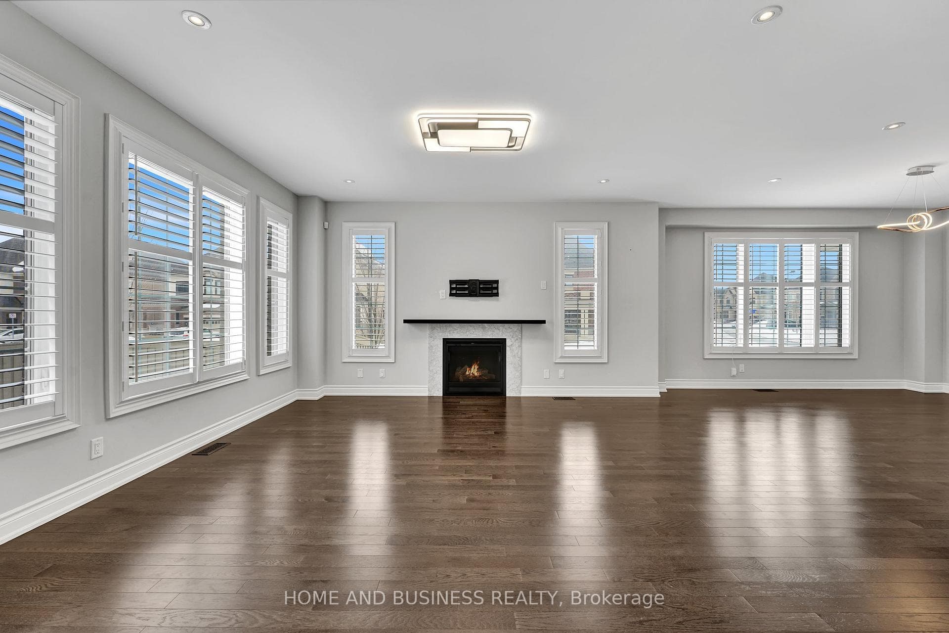1275 Raspberry Terrace photo 9