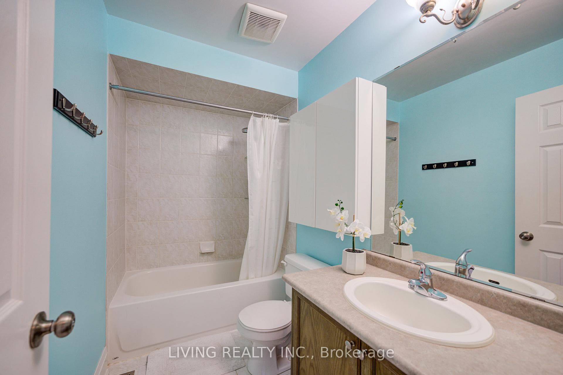 244 Fitzgerald Crescent photo 16