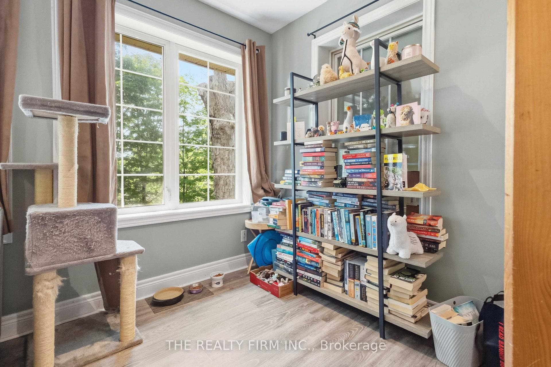 340 Riverside Drive photo 35