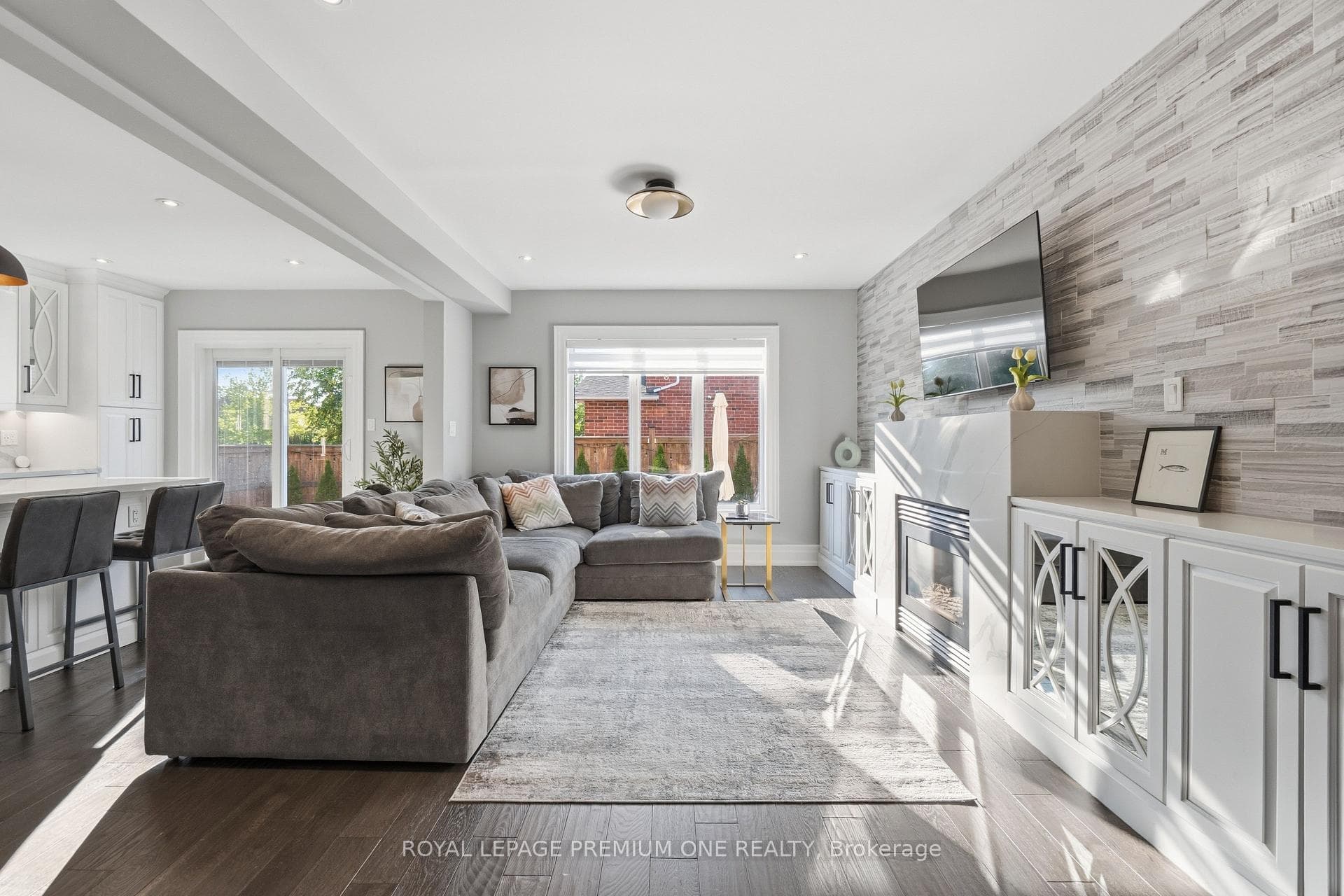 100 Isaac Murray Avenue photo 11