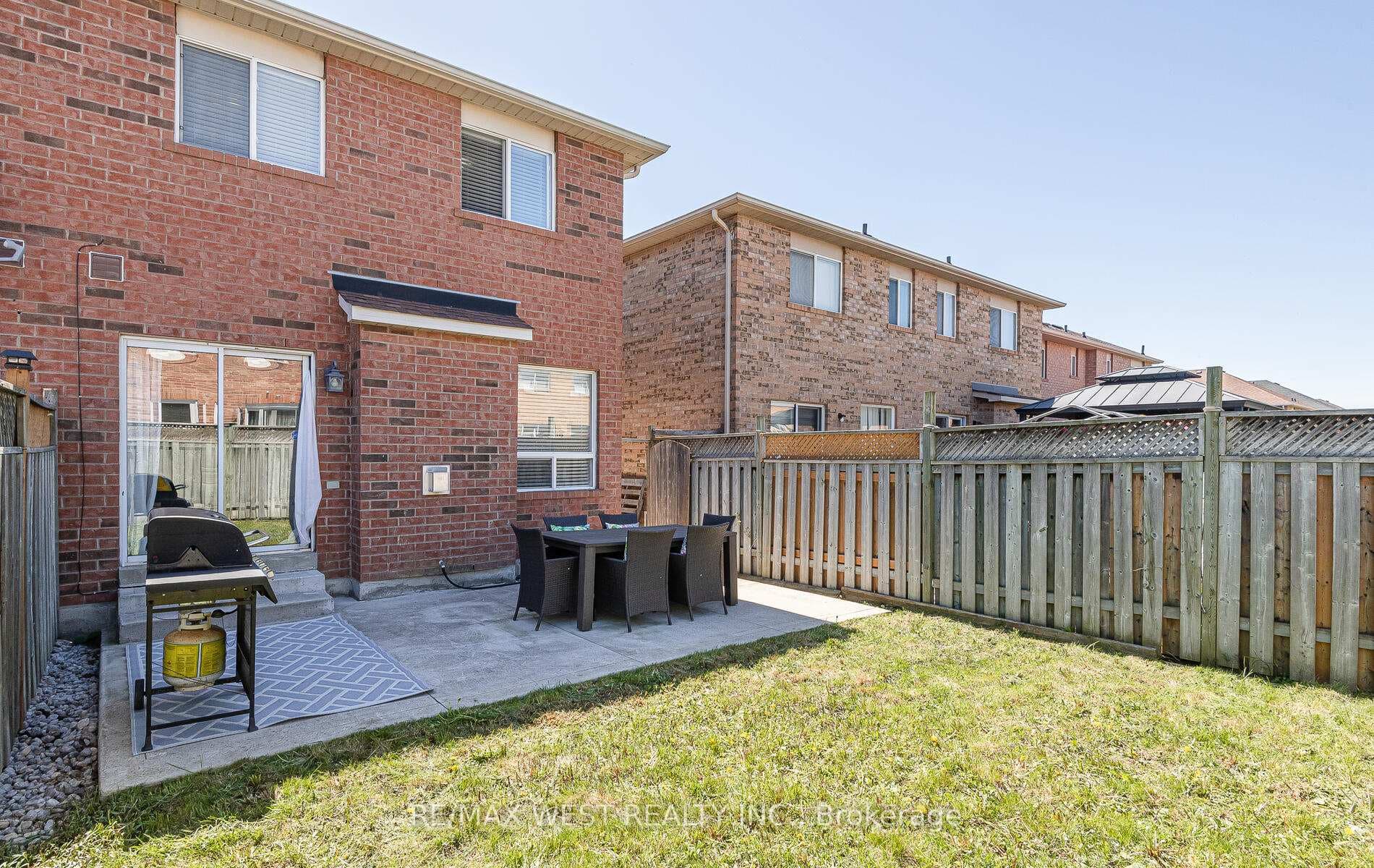 100 Lake Louise Drive photo 38