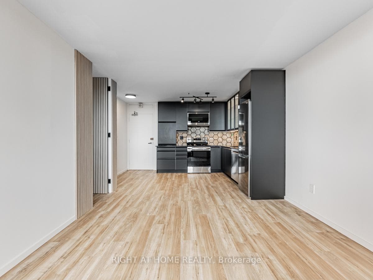 40 Homewood Avenue Unit 2808 photo 8