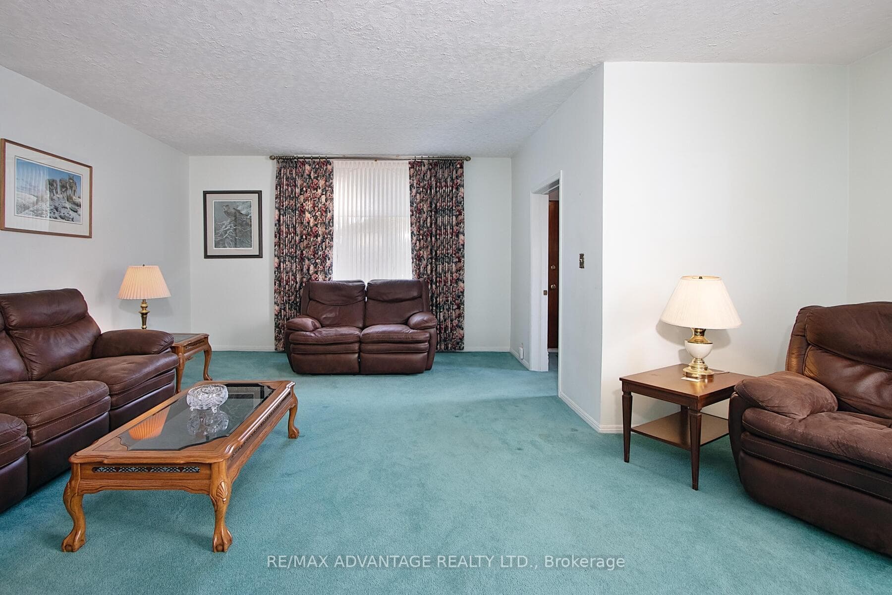 1059 Talbot Street photo 7