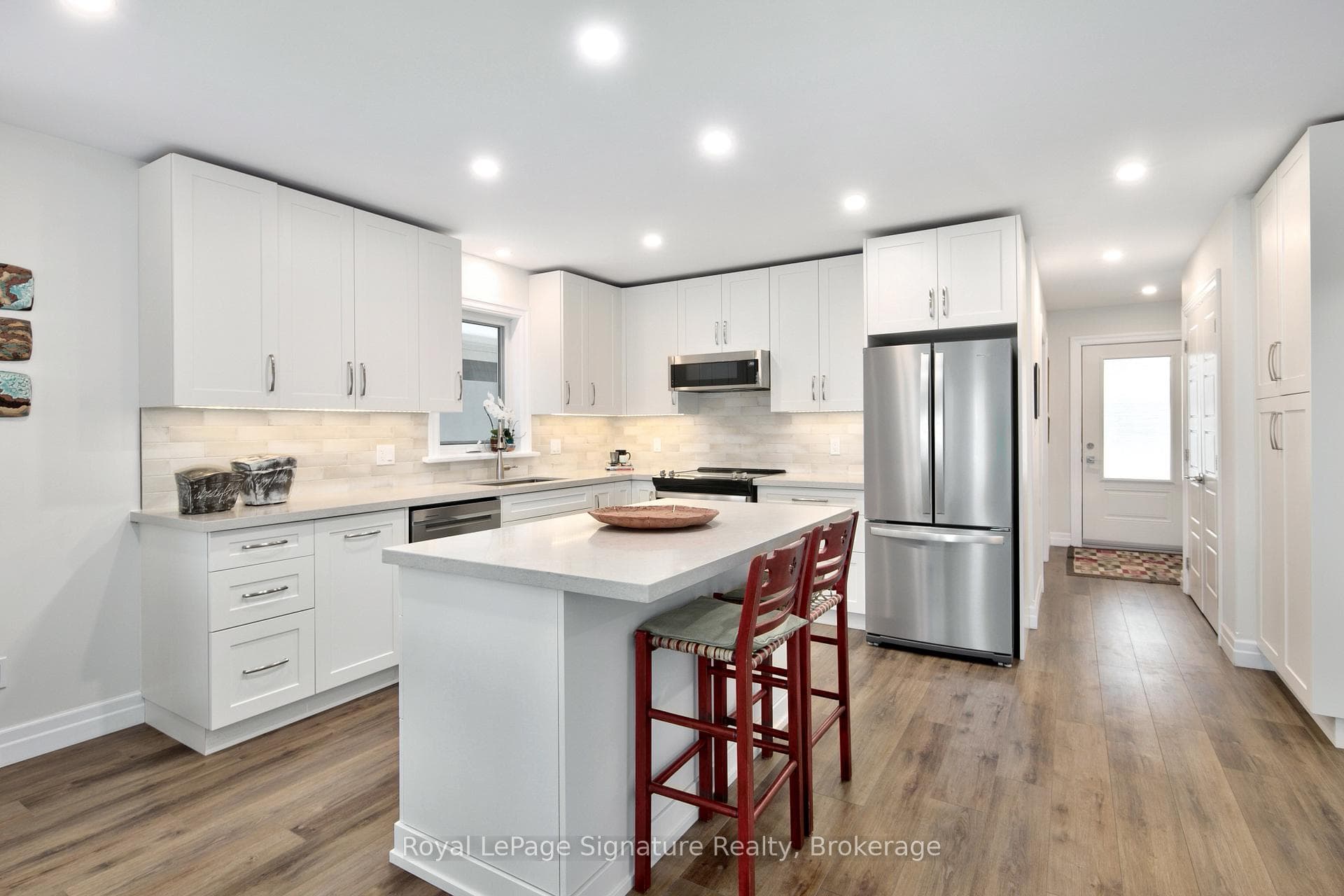 116 Dove Drive photo 3