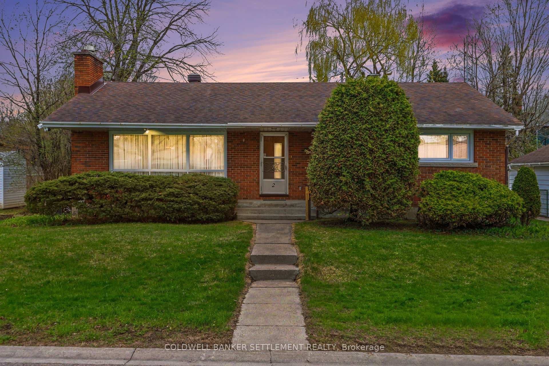 2 Glenview Crescent photo 34