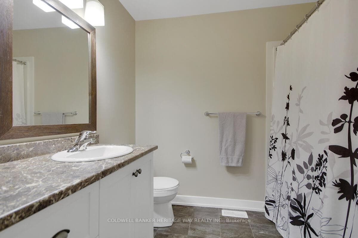 339 Ann Street photo 27