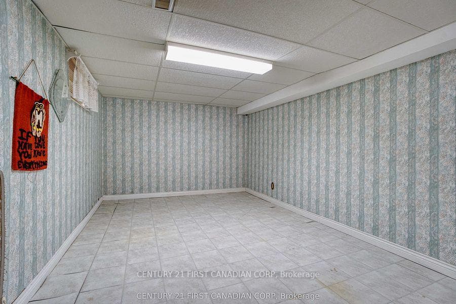 648 Westwood Drive photo 31