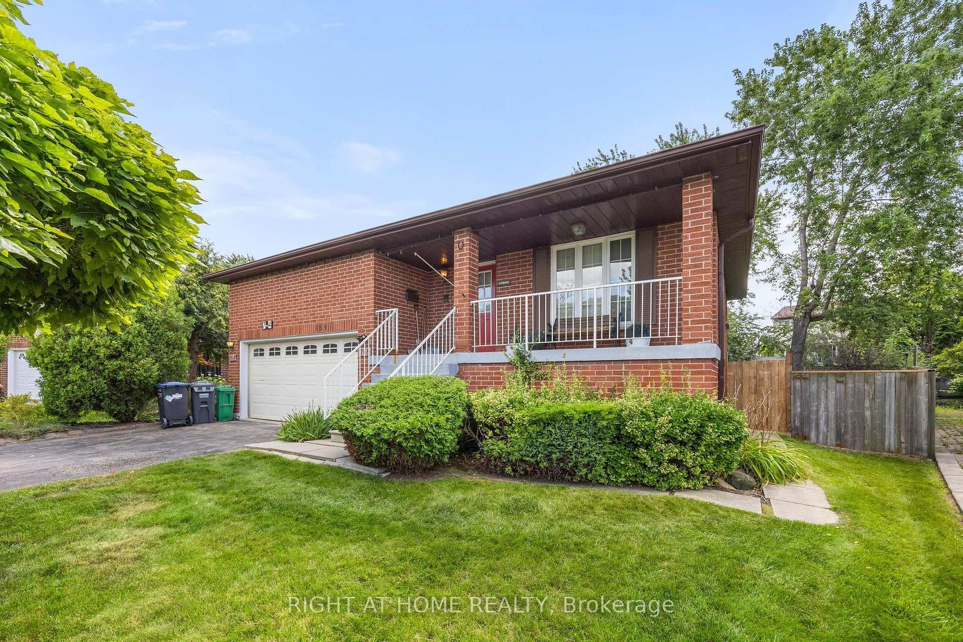 764 Willowbank Trail photo 11
