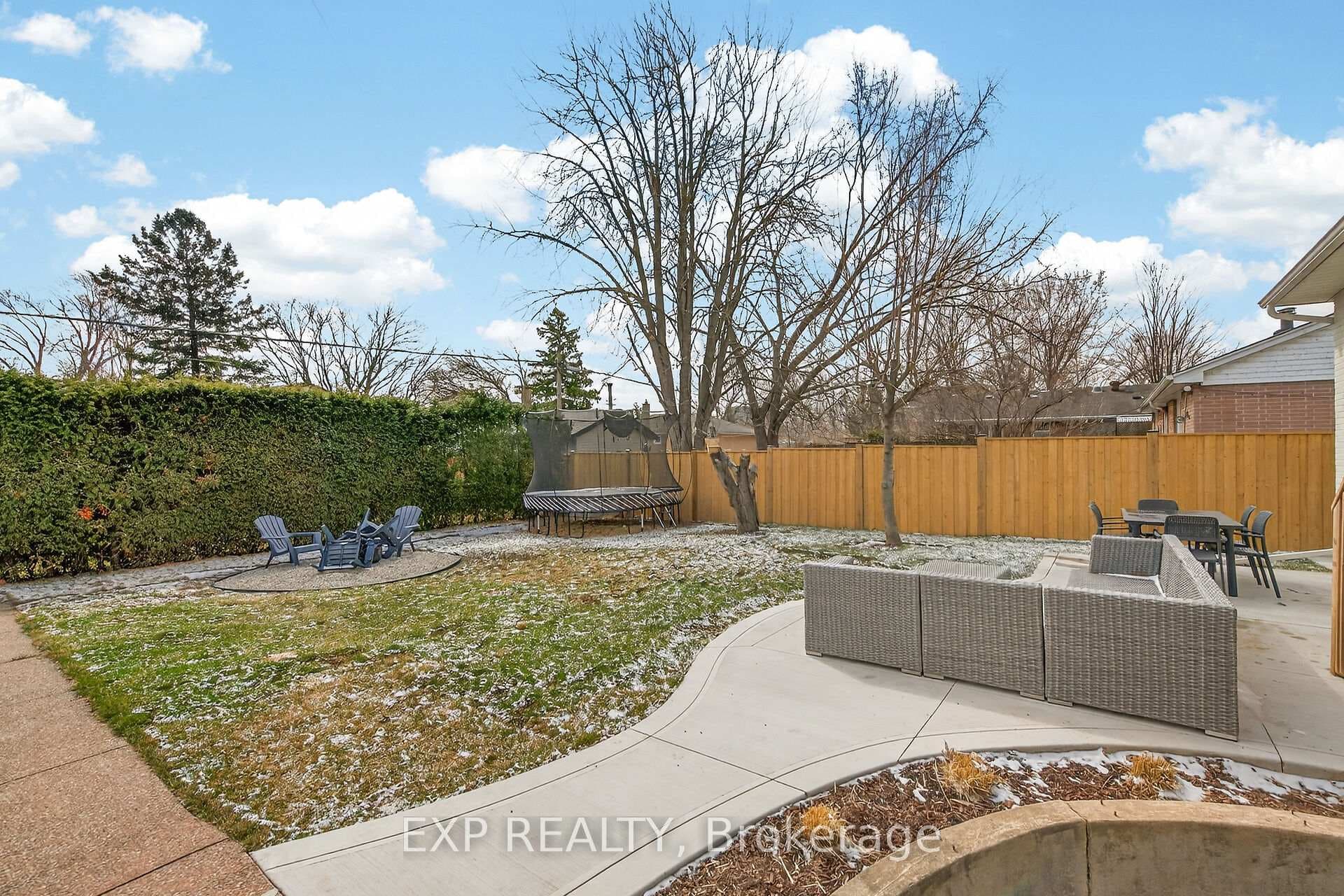 5418 ANTHONY Place photo 48