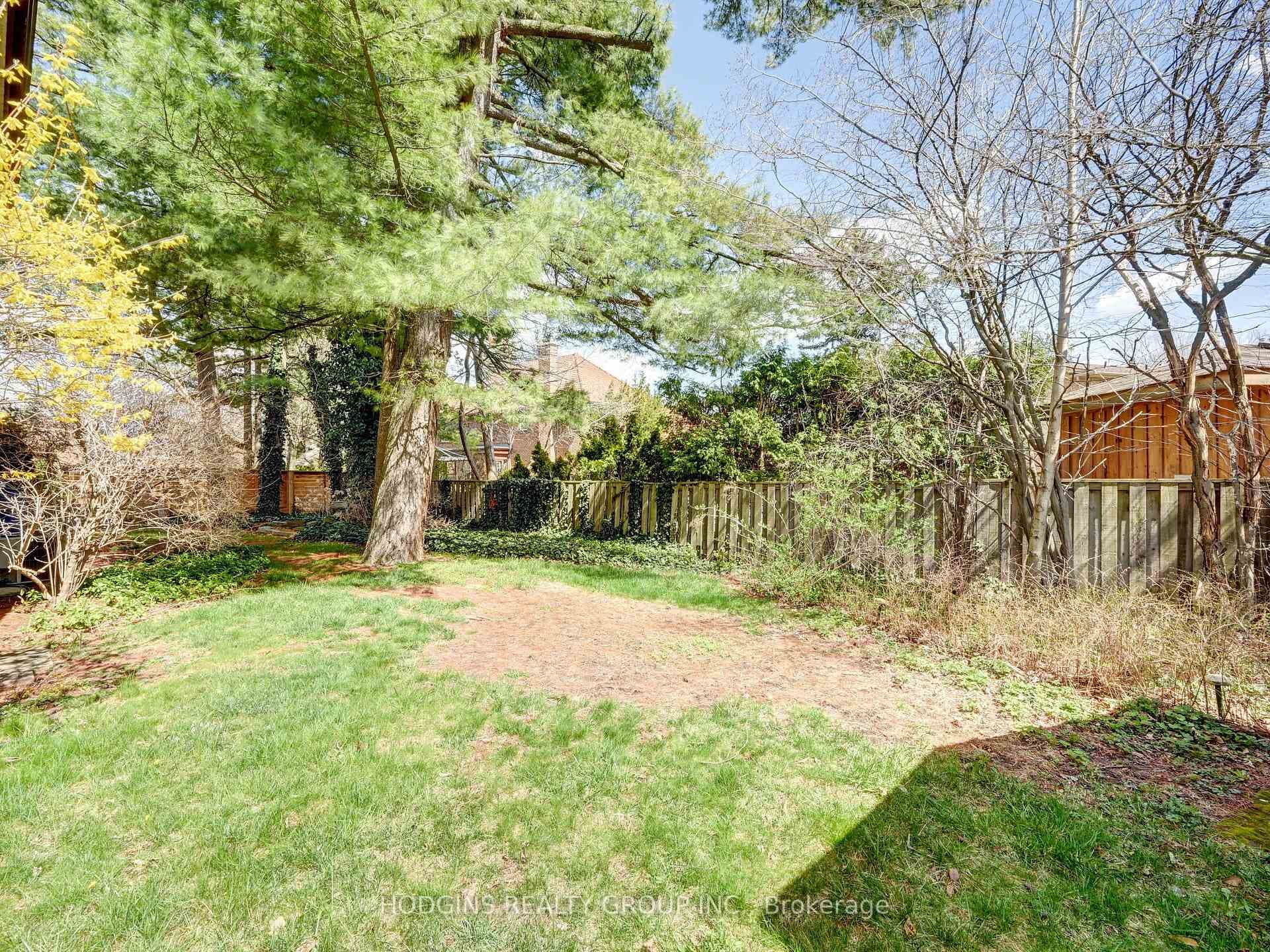 1828 Sherwood Forrest Circle photo 21
