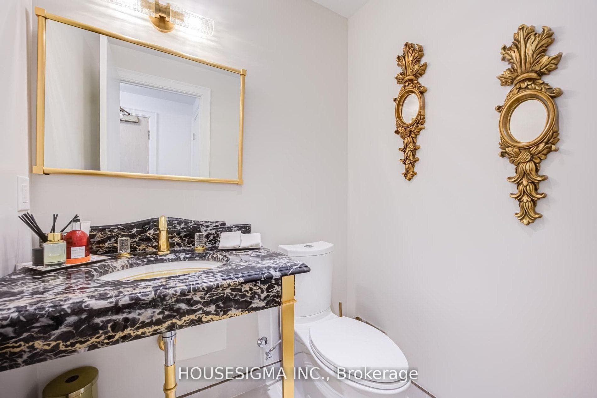 1 Strathgowan Avenue Unit 406 photo 26