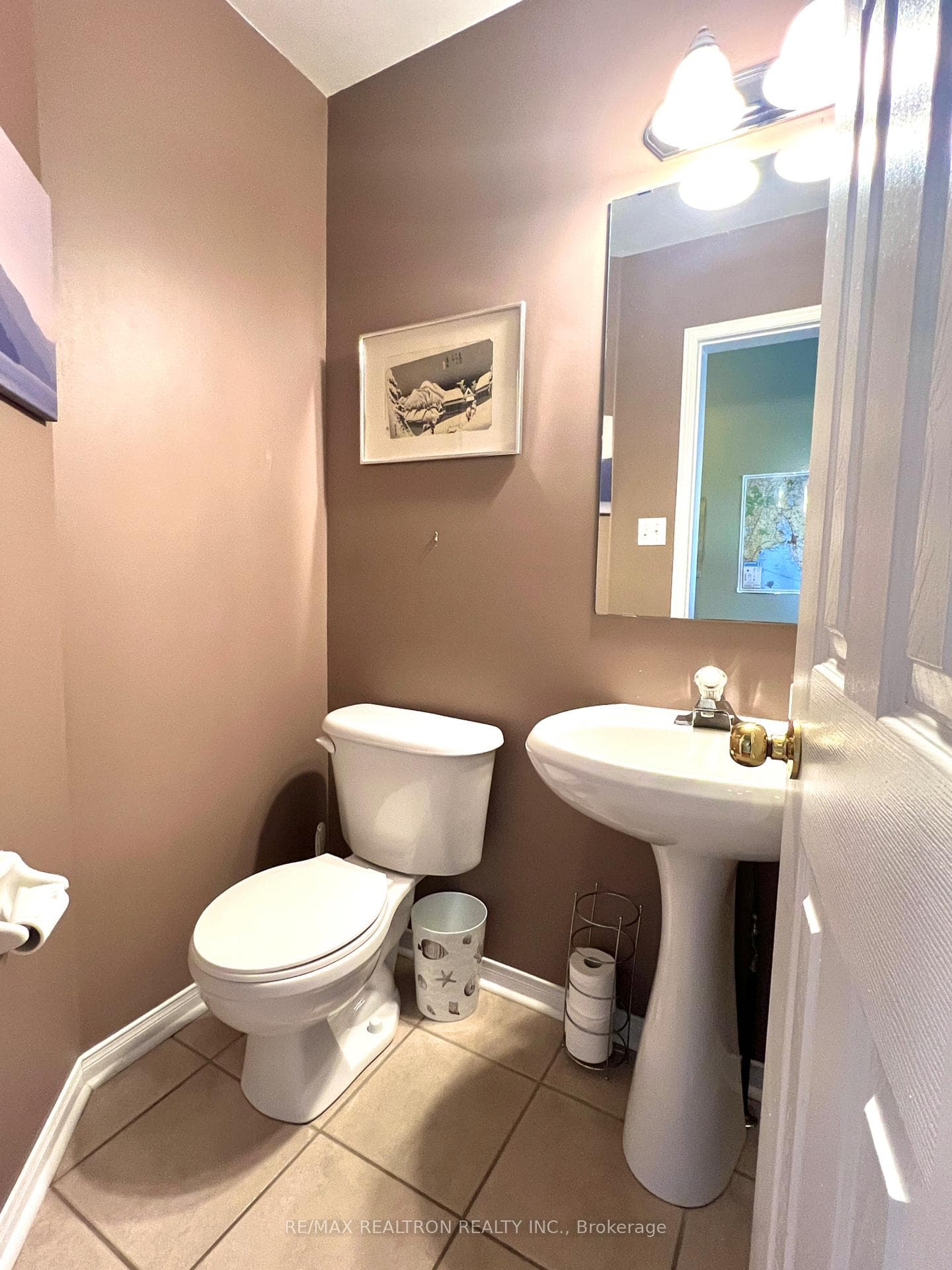 38 Harding Street photo 9