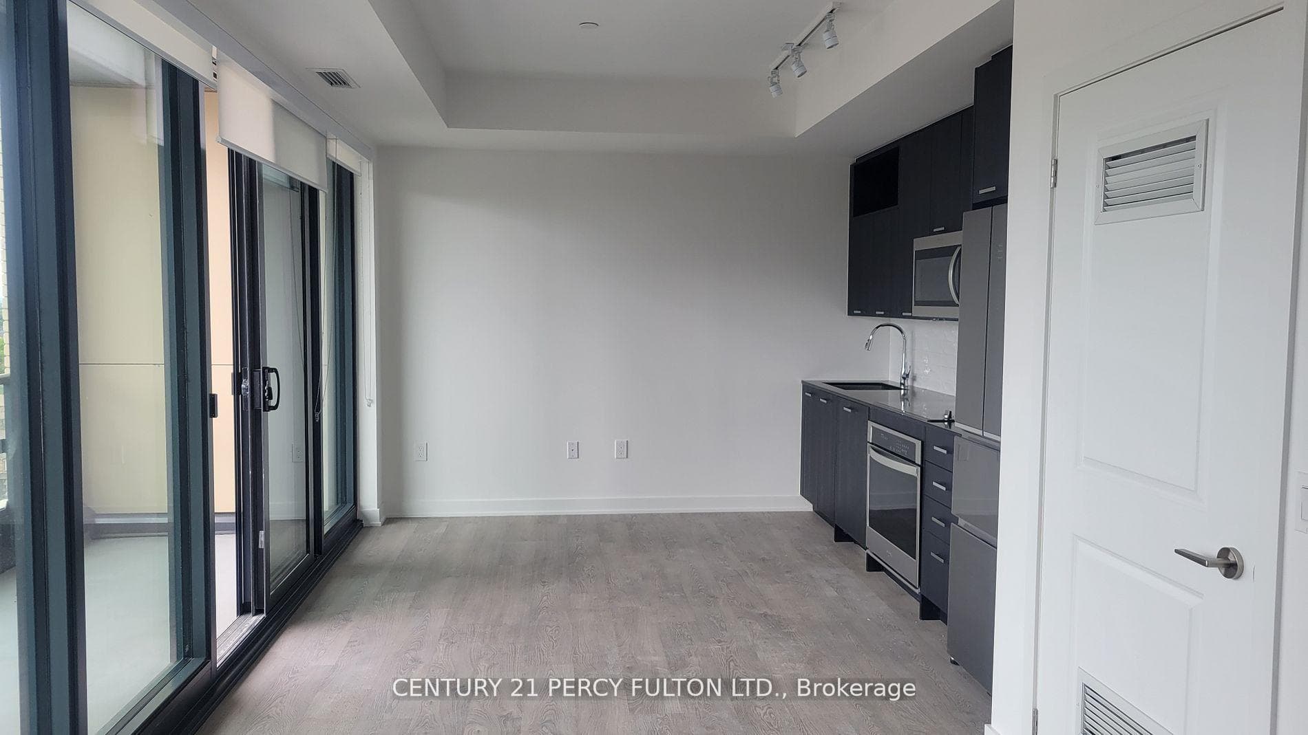 120 Eagle Rock Way Unit 602 photo 1