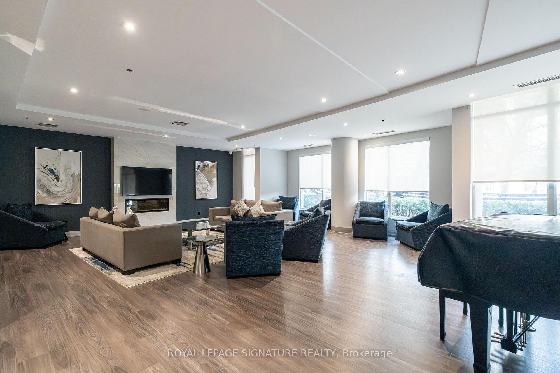 231 Fort York Boulevard Unit 304 photo 25