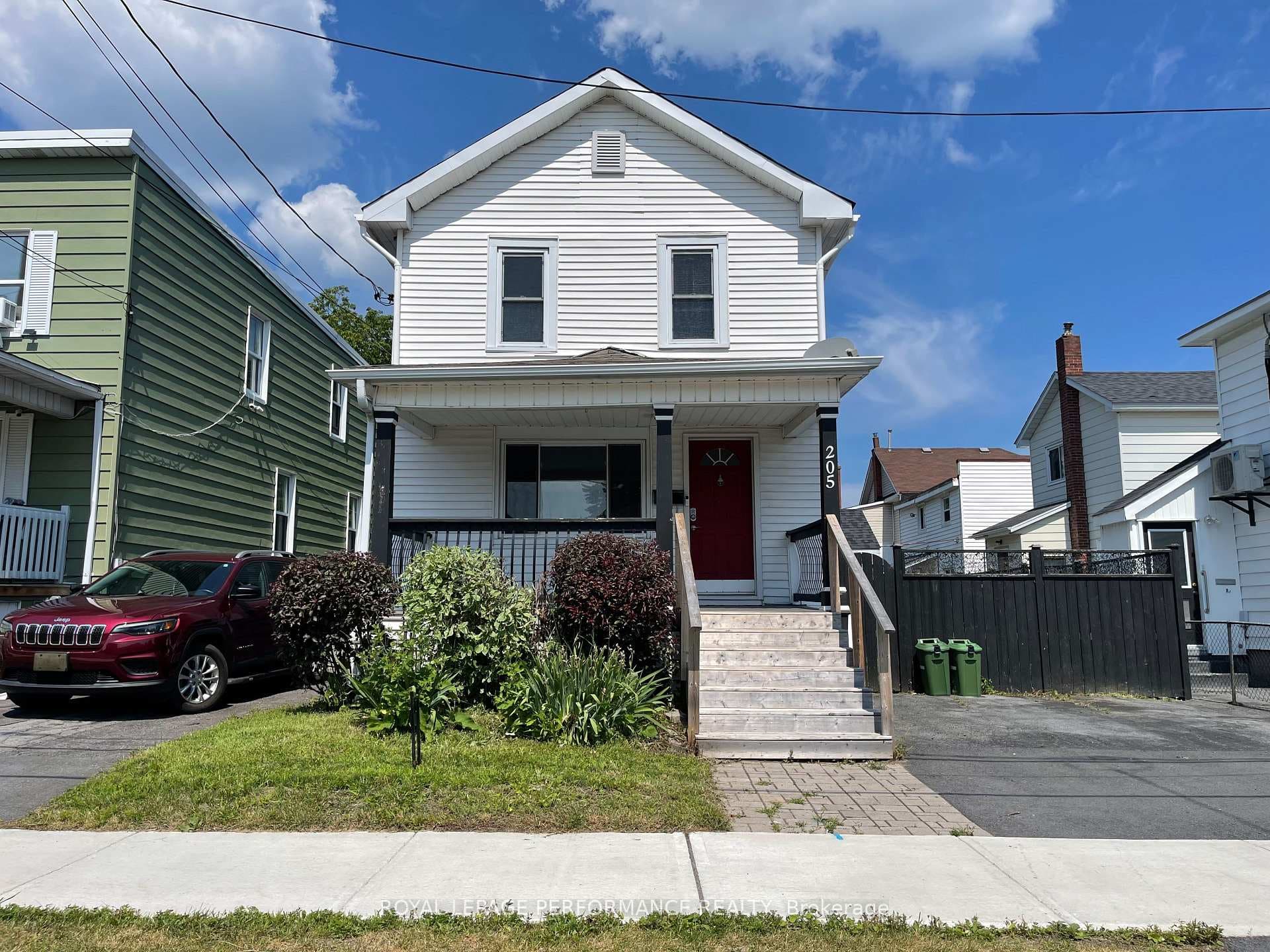 205 Guy Street photo 1