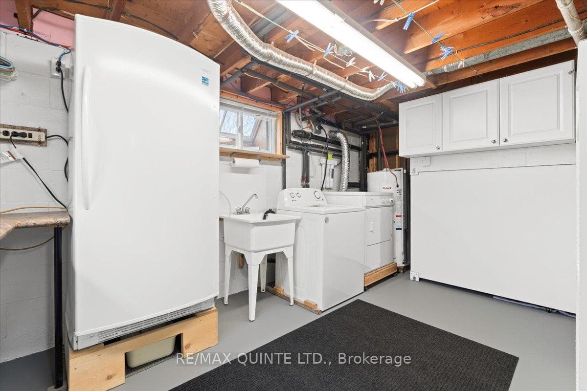 87 Grass Boulevard photo 33