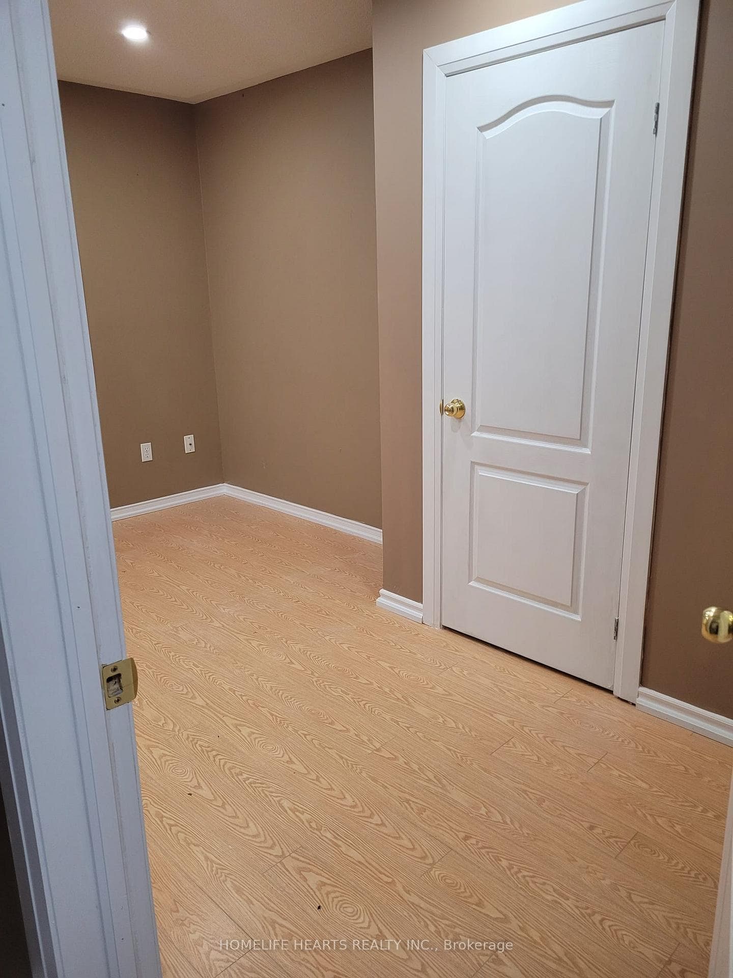 6 Ventura Lane photo 1