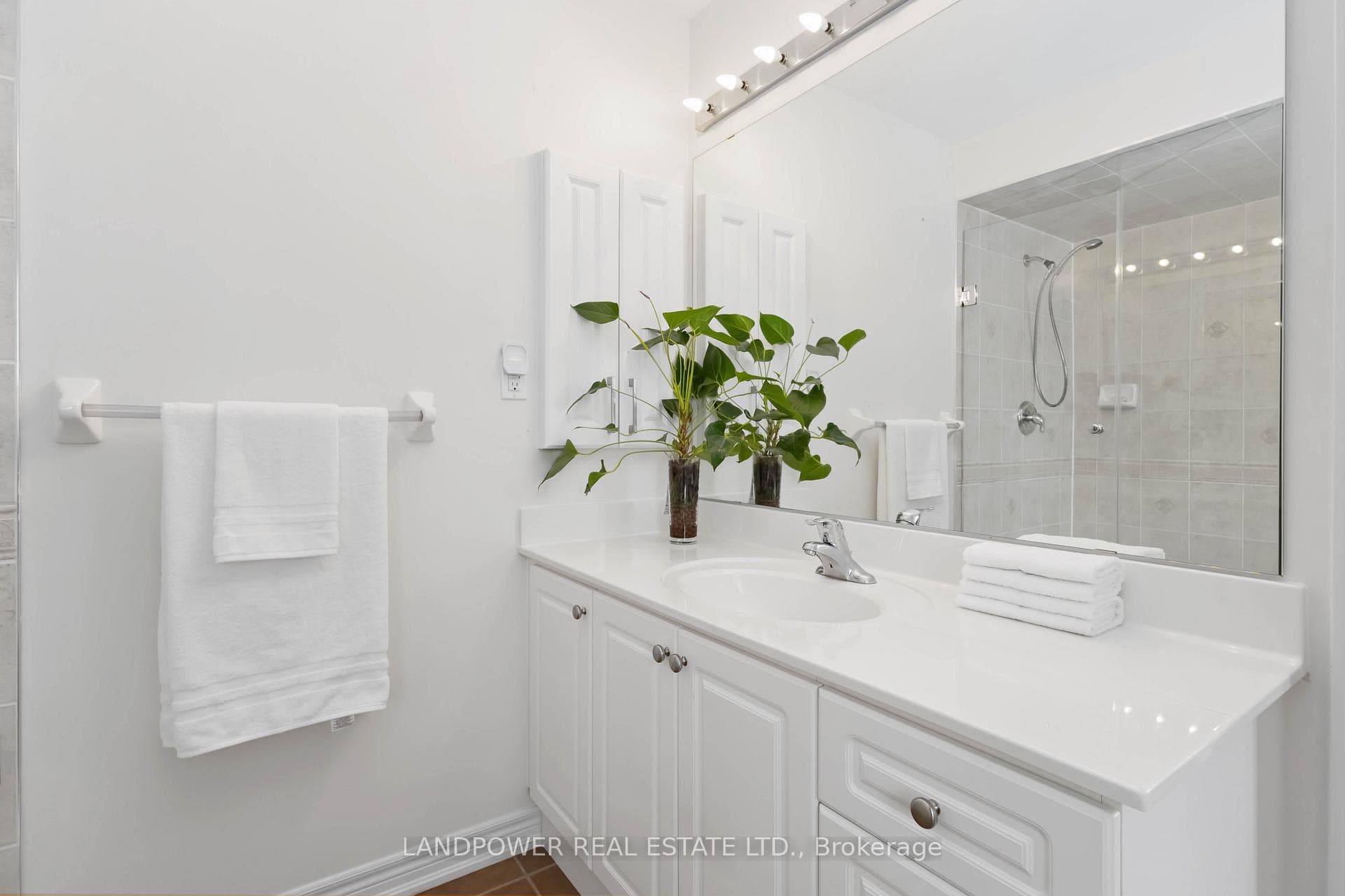 9 Russell Dawson Road photo 21