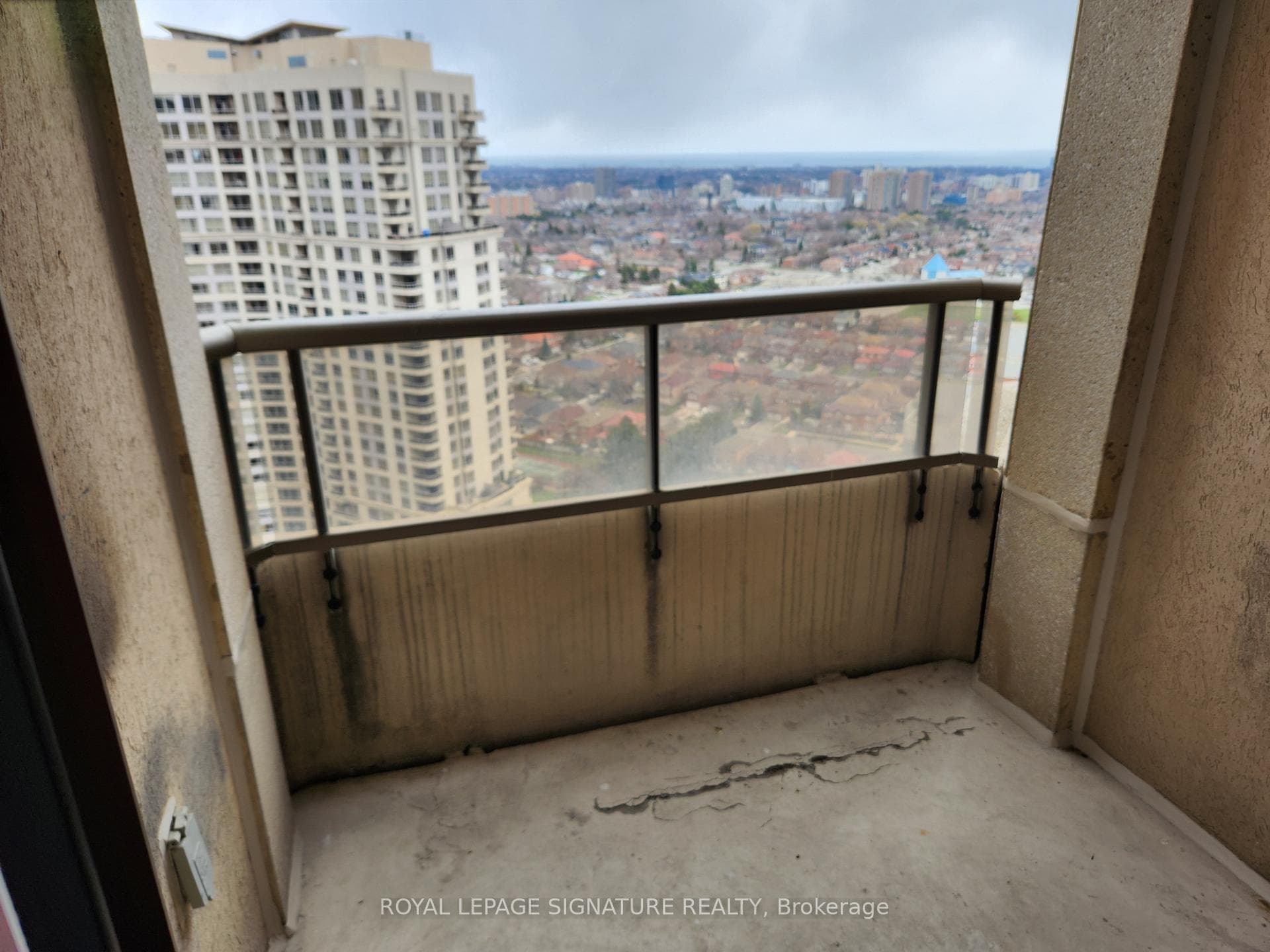 Balcony with south views