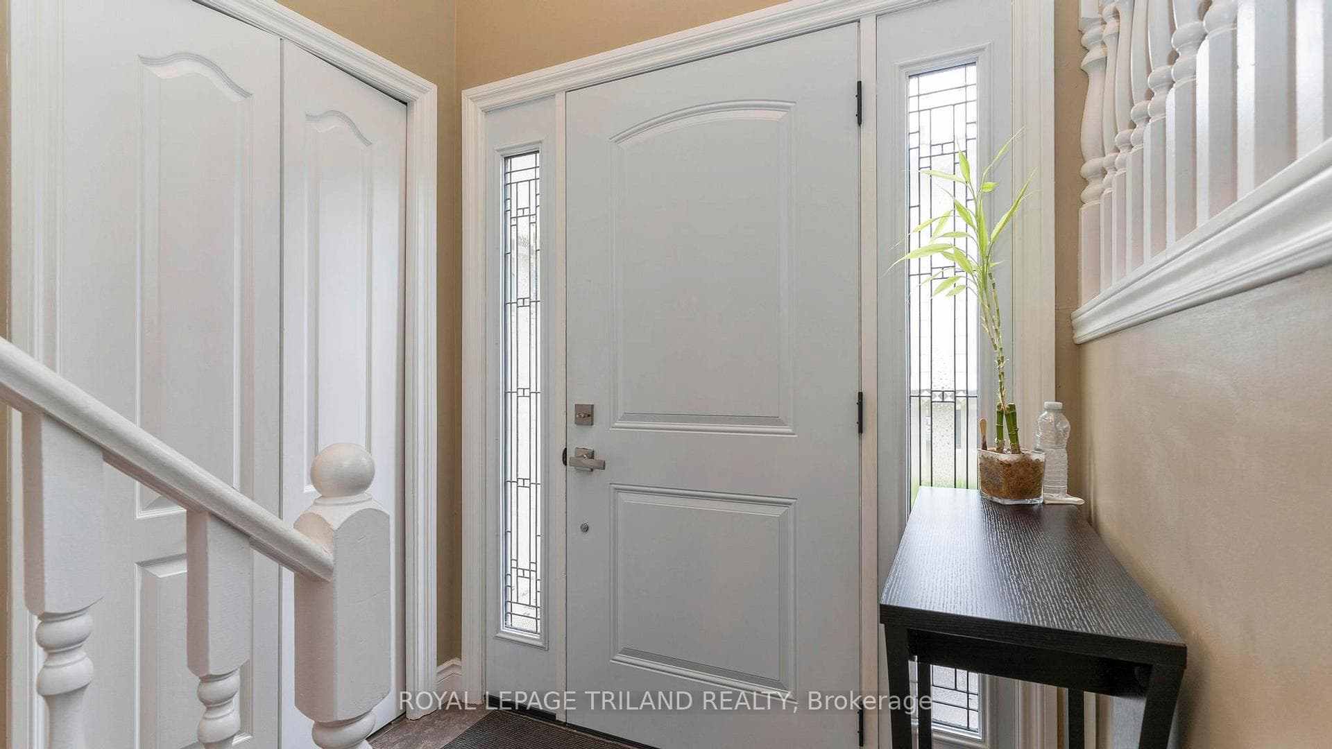 50 Lysanda Avenue photo 3
