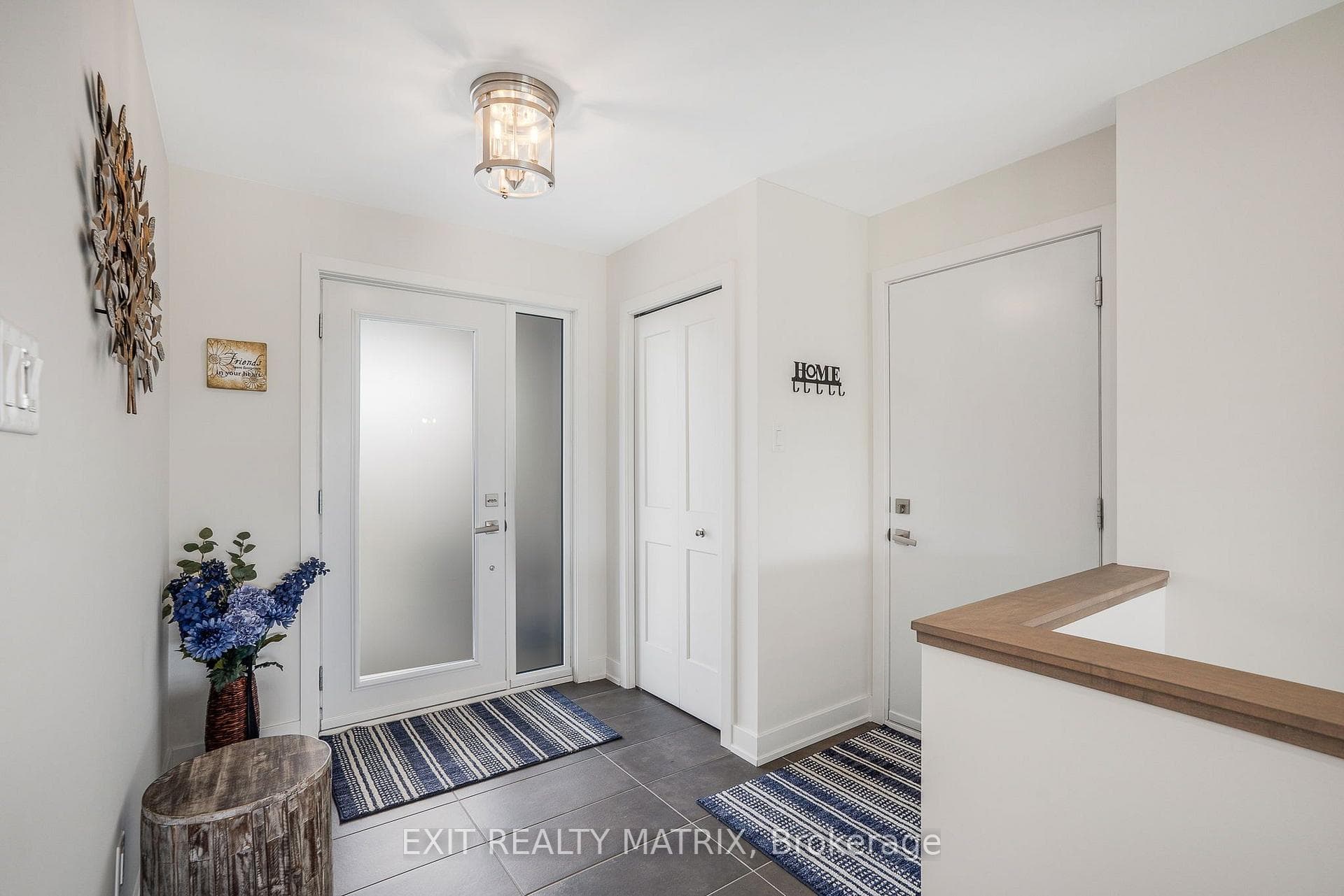521 Barrage Street photo 3