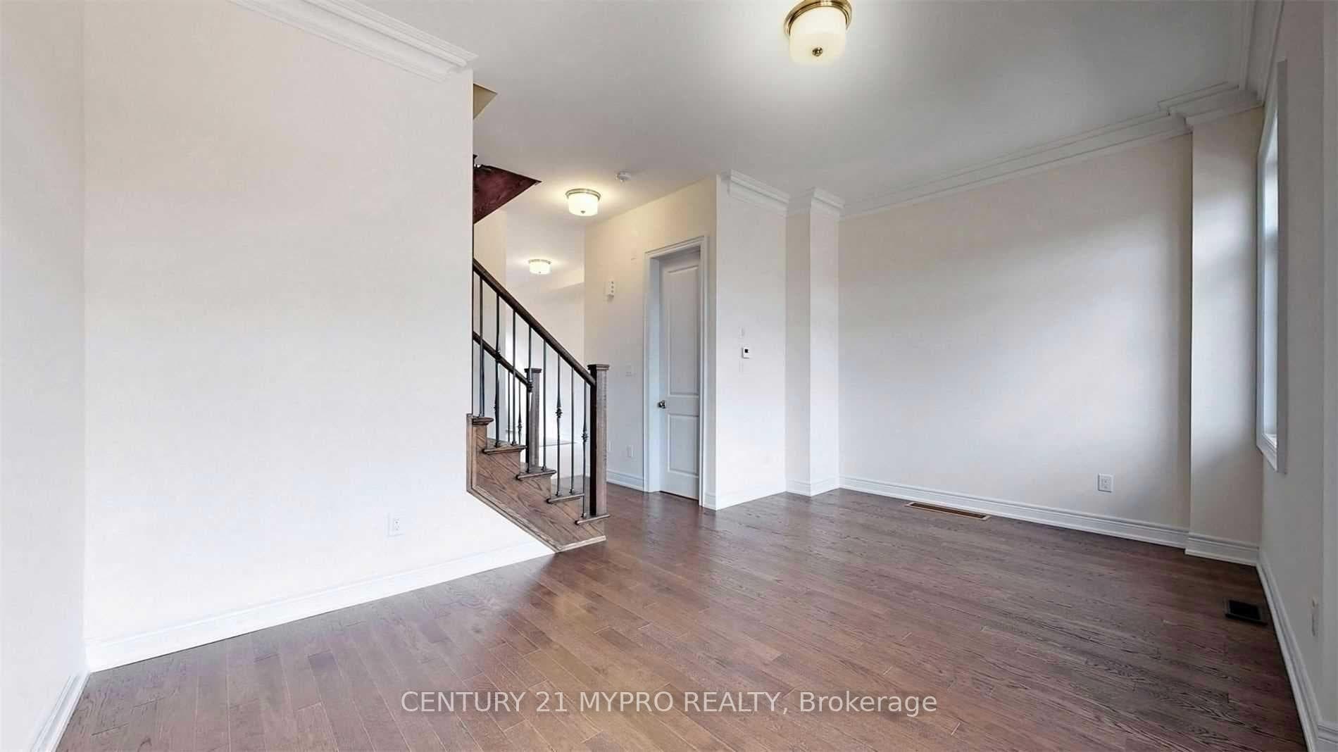9374 Kennedy Road photo 15