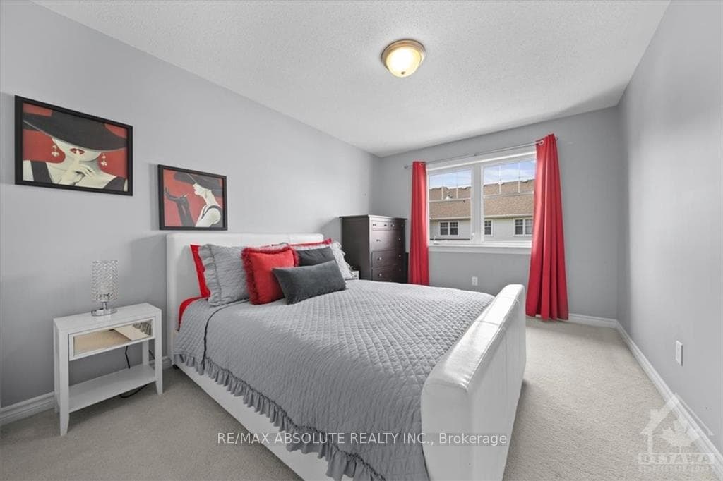 300 GRAMMOND Circle photo 23