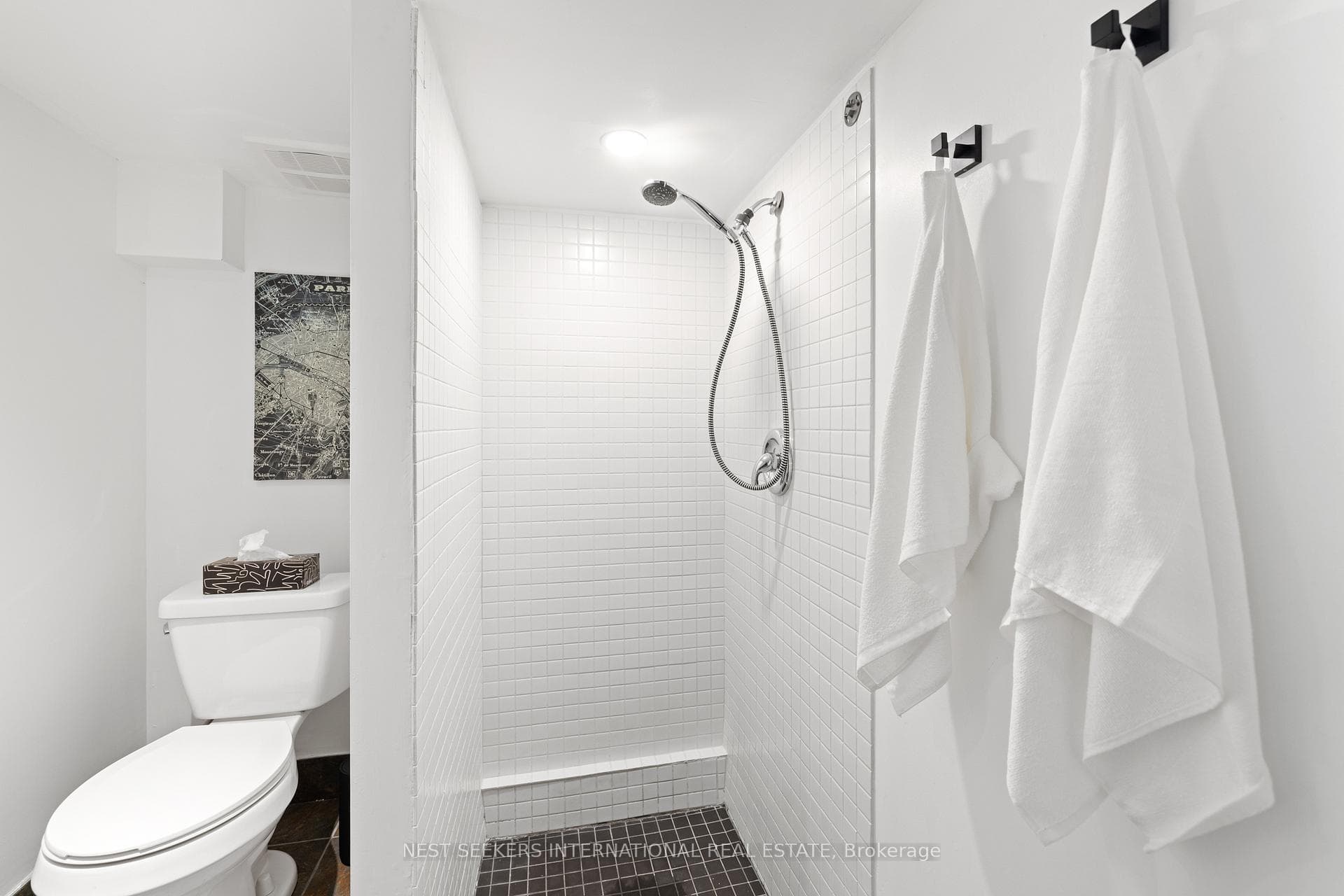 40 Linton Avenue photo 36