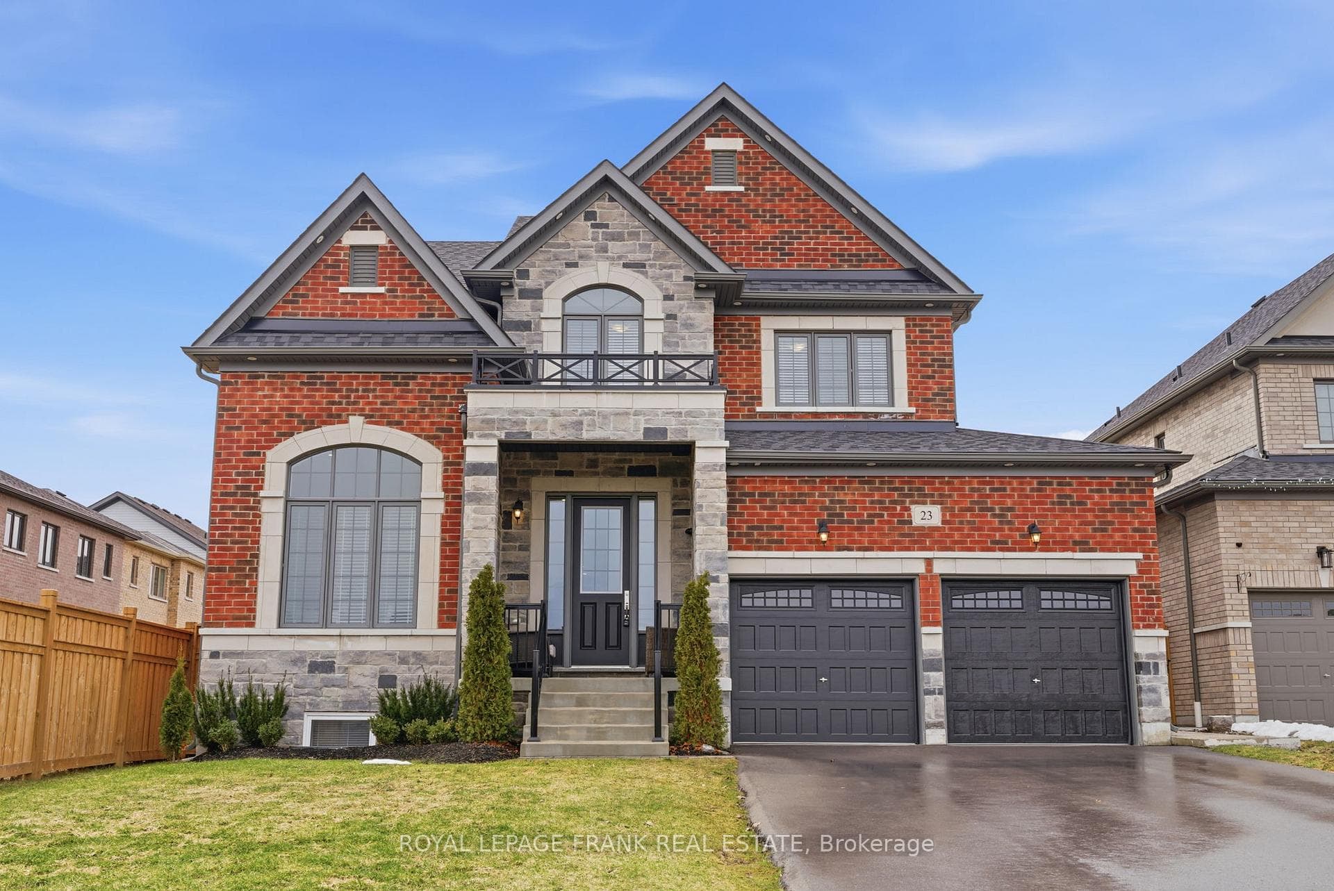 23 Wamsley Crescent photo 3