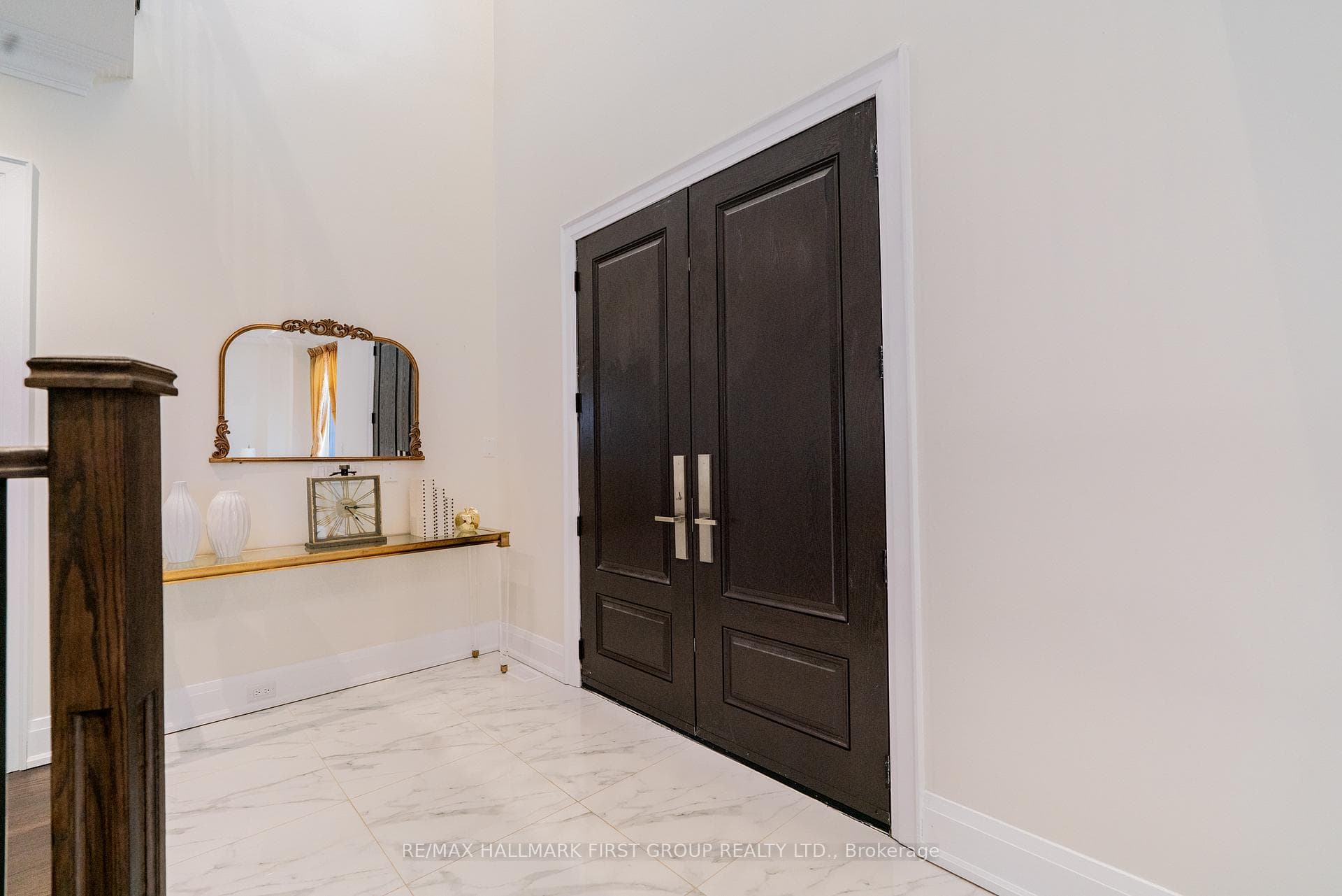 3836 Ellesmere Road photo 5