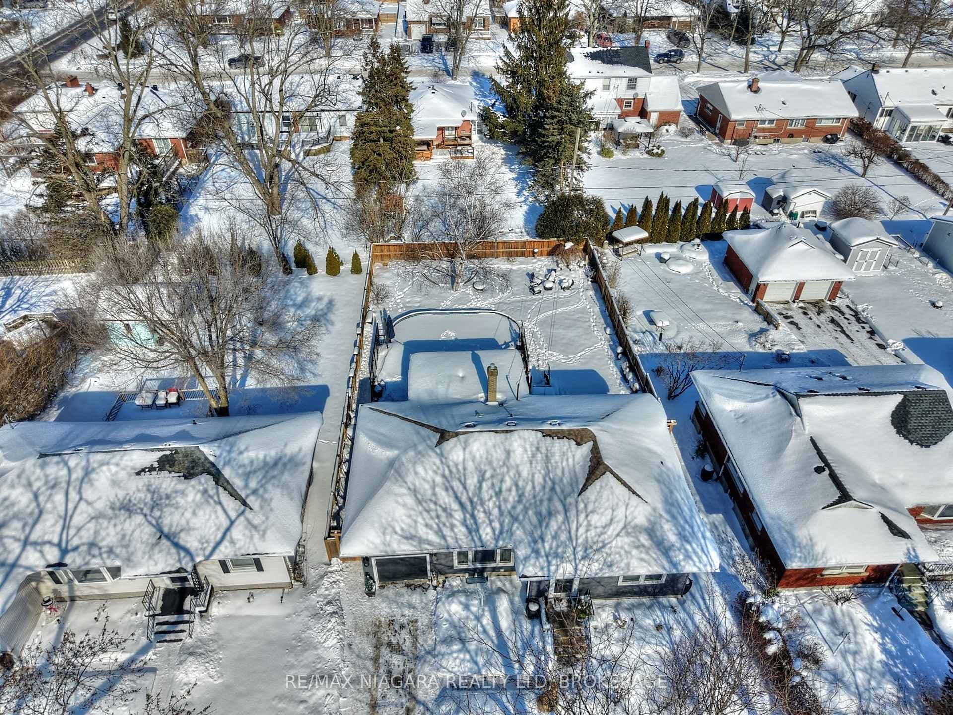 160 Norway Avenue photo 48