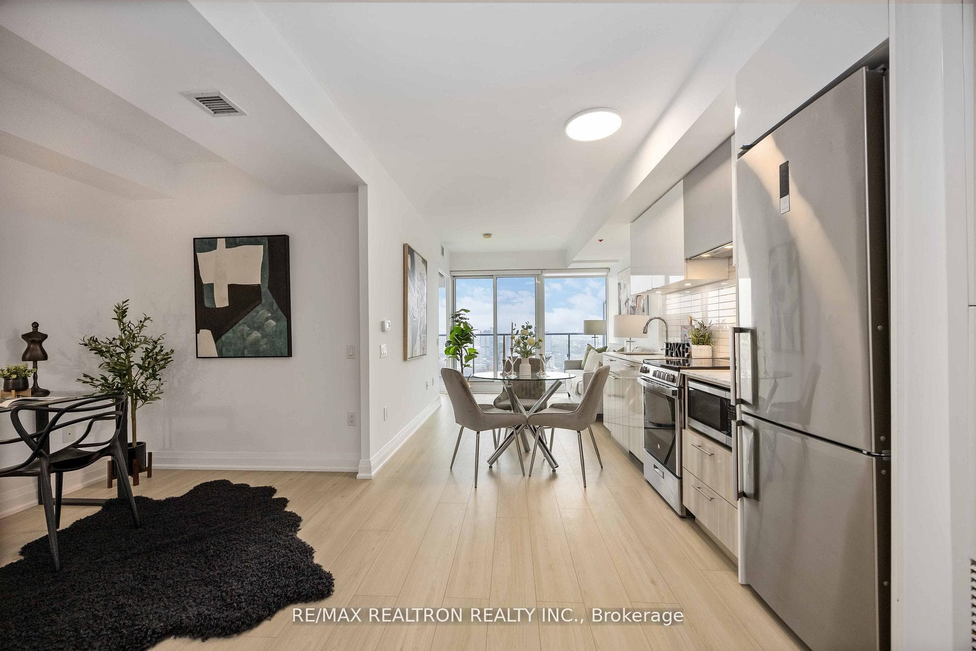 251 Jarvis Street Unit 3314 photo 2