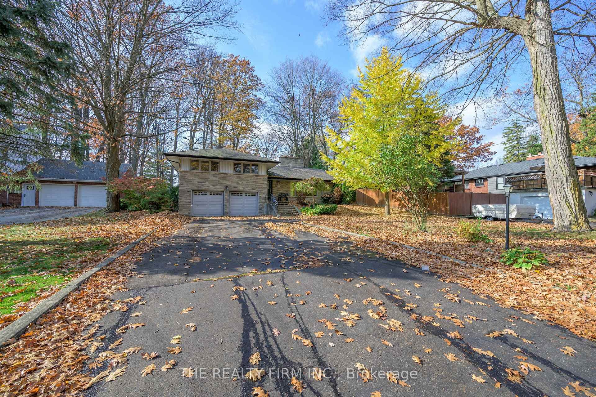 486 Oak Park Drive photo 4