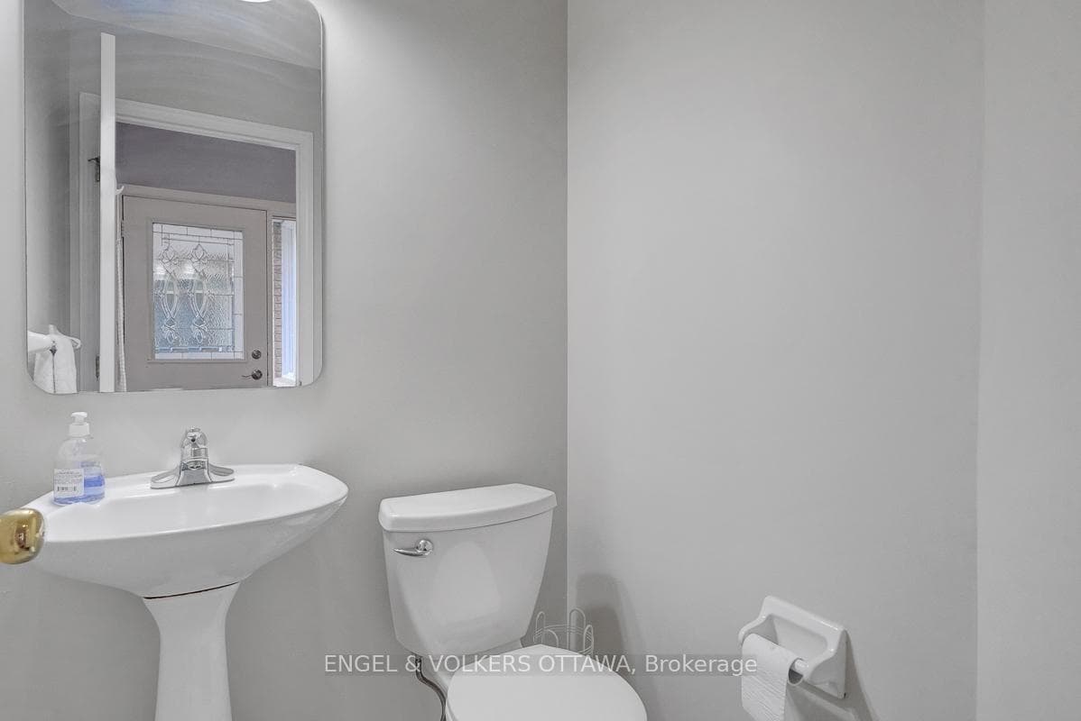 88 Kincardine Drive photo 20