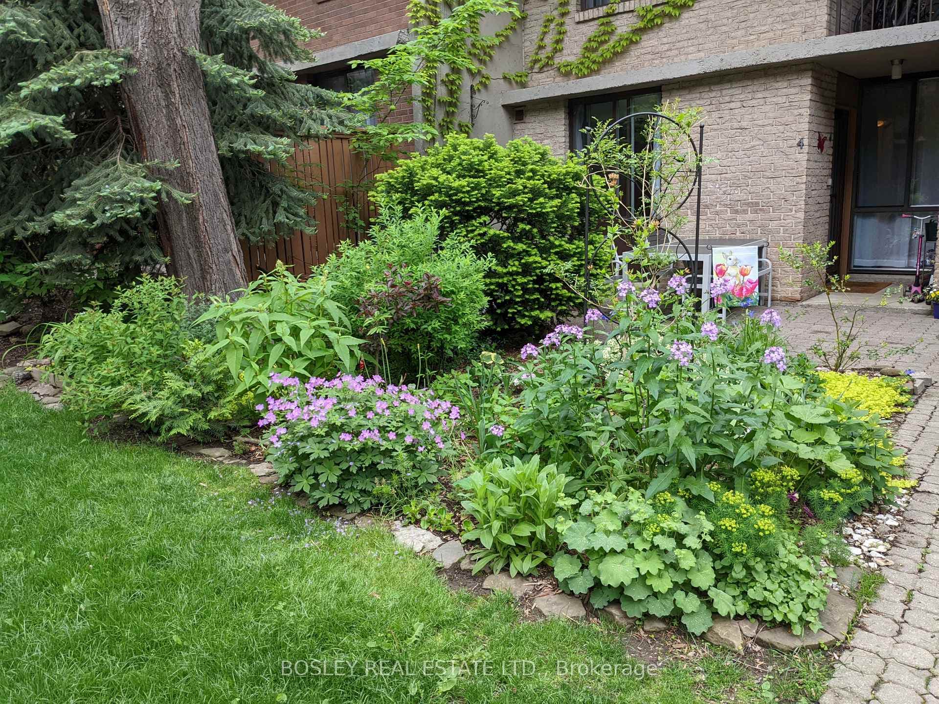 1250 Mississauga Valley Boulevard Unit 4 photo 39
