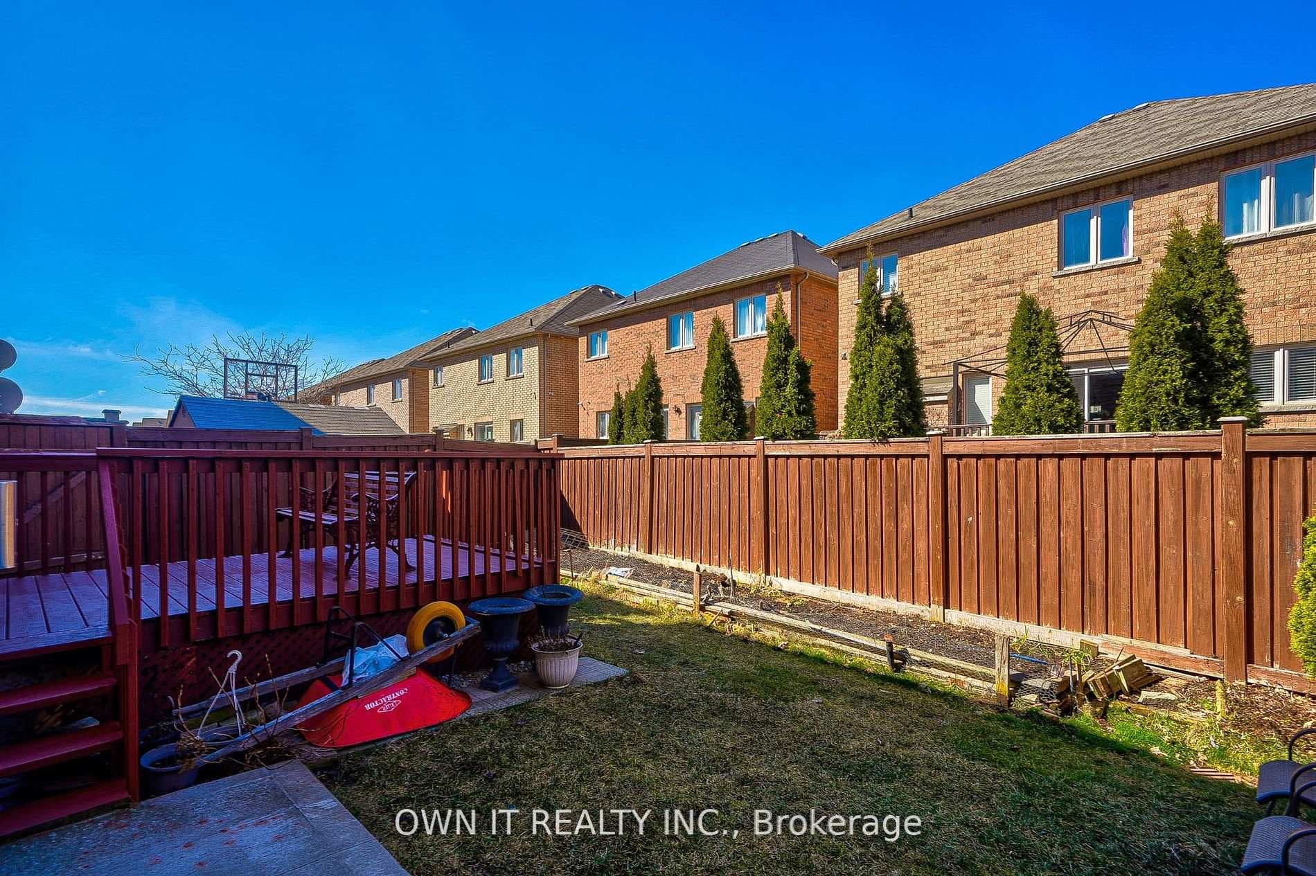 10 Cedarsprings Way photo 36