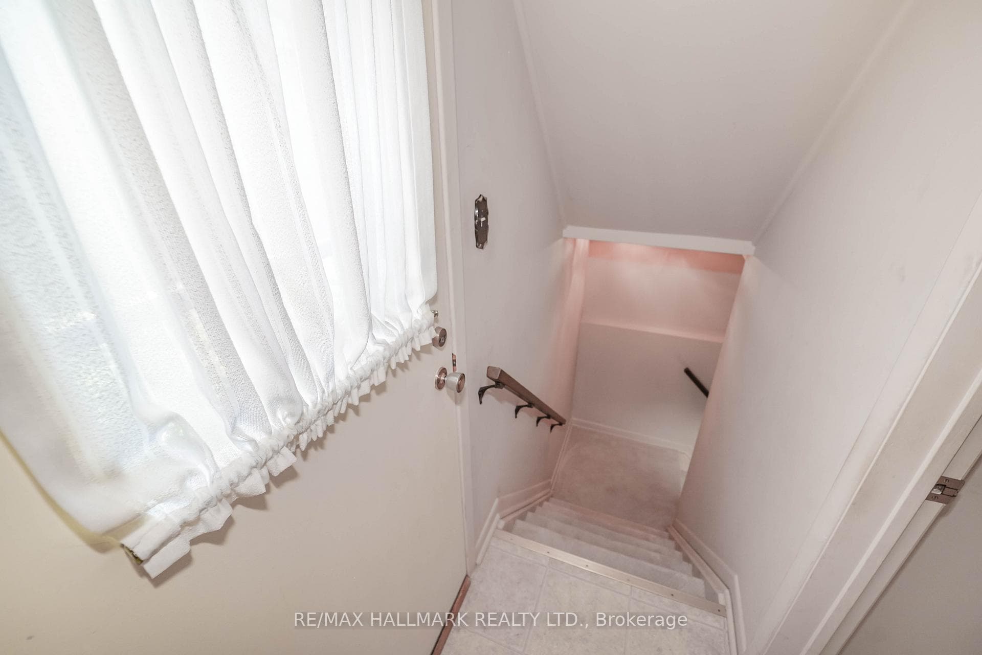14 Castledene Crescent photo 30