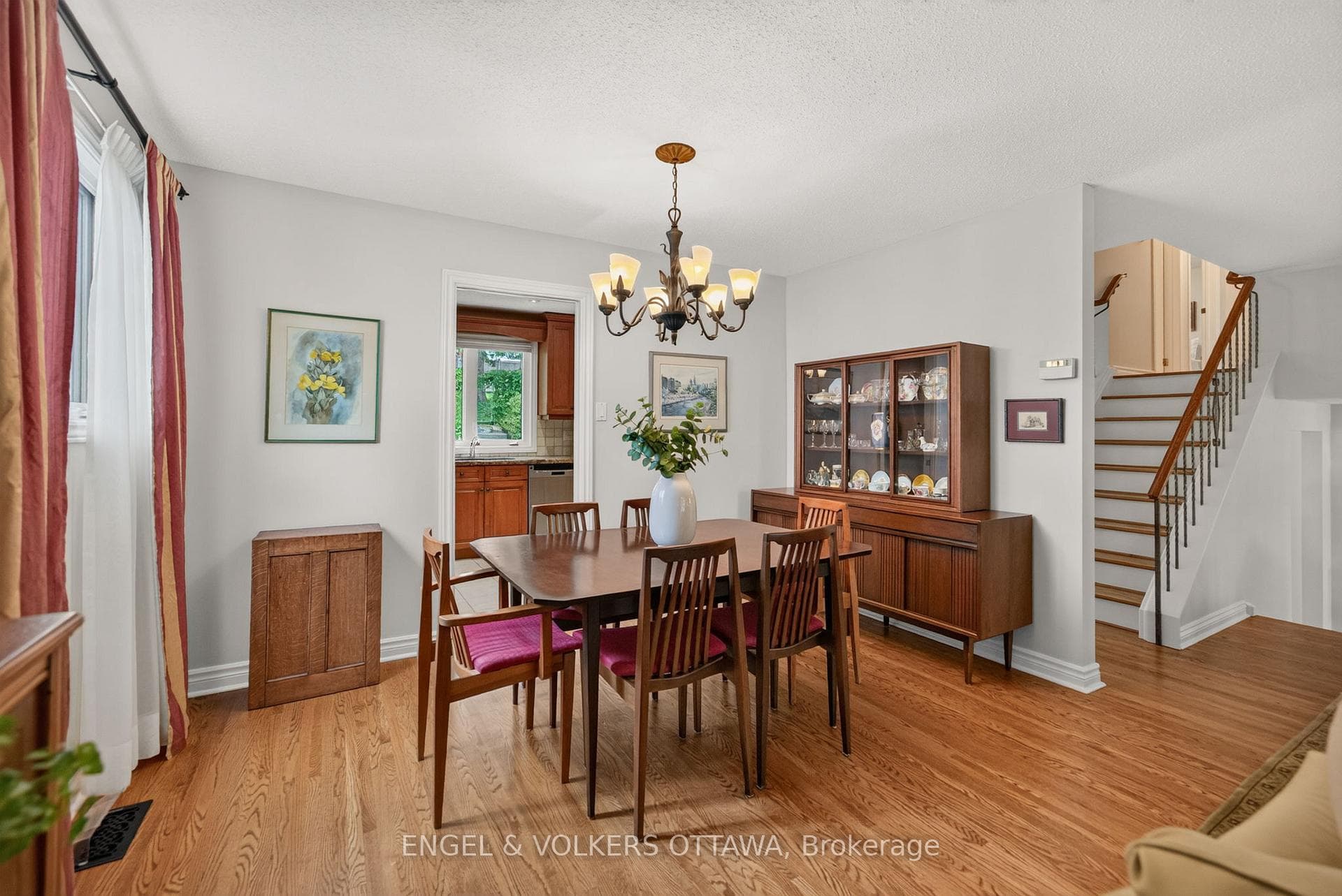 19 Woodhill Crescent photo 13