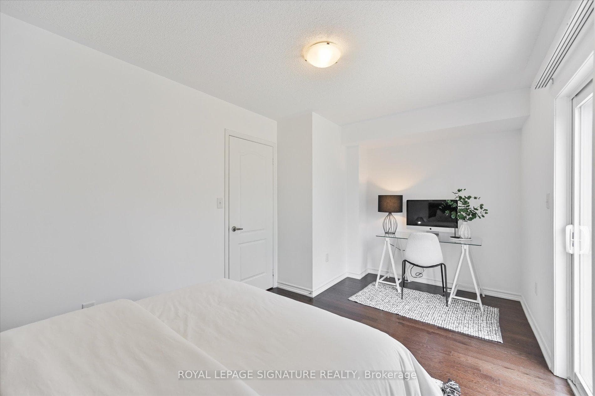 1115 Haig Boulevard Unit 4 photo 23