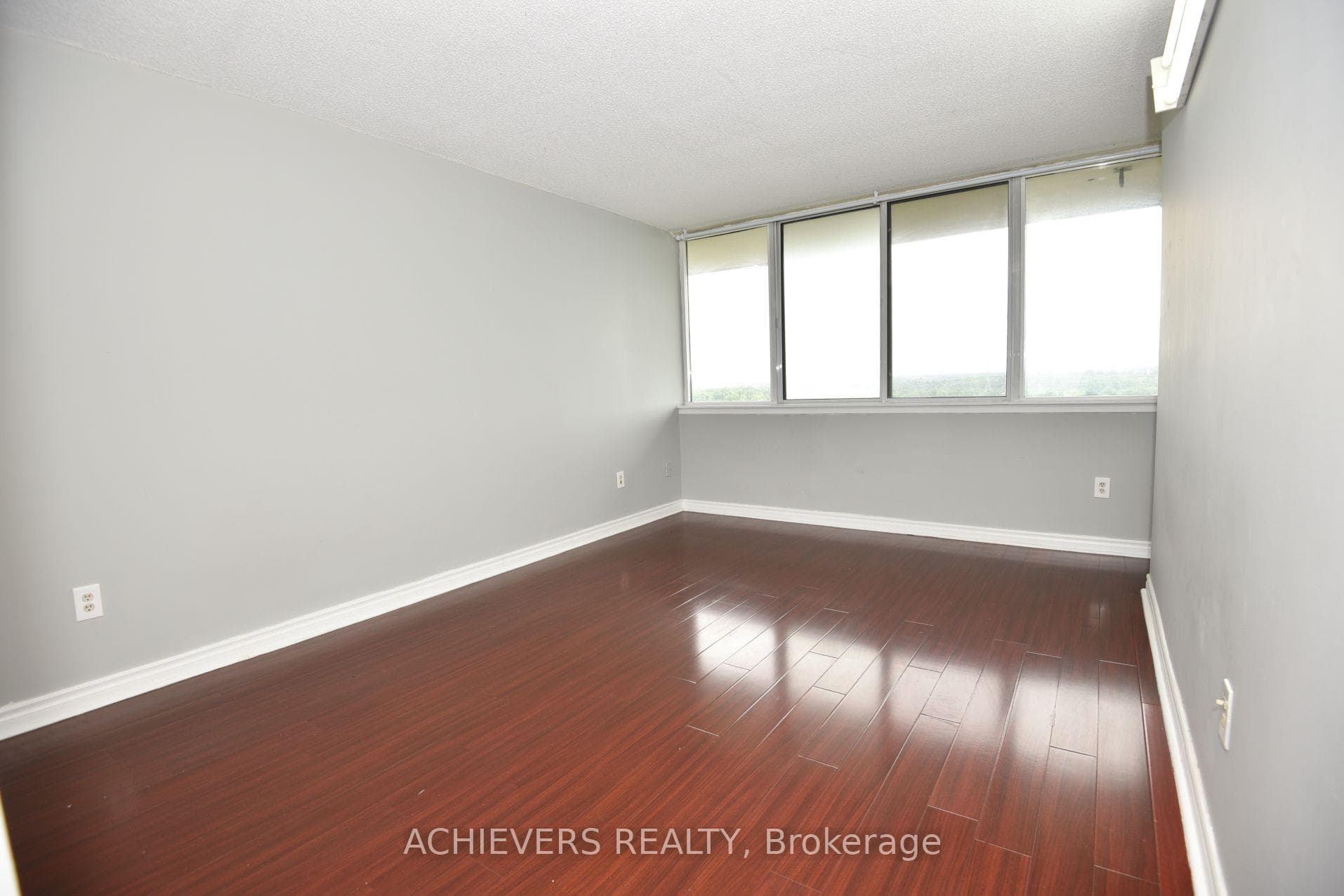 21 Markbrook Lane Unit 1512 photo 25