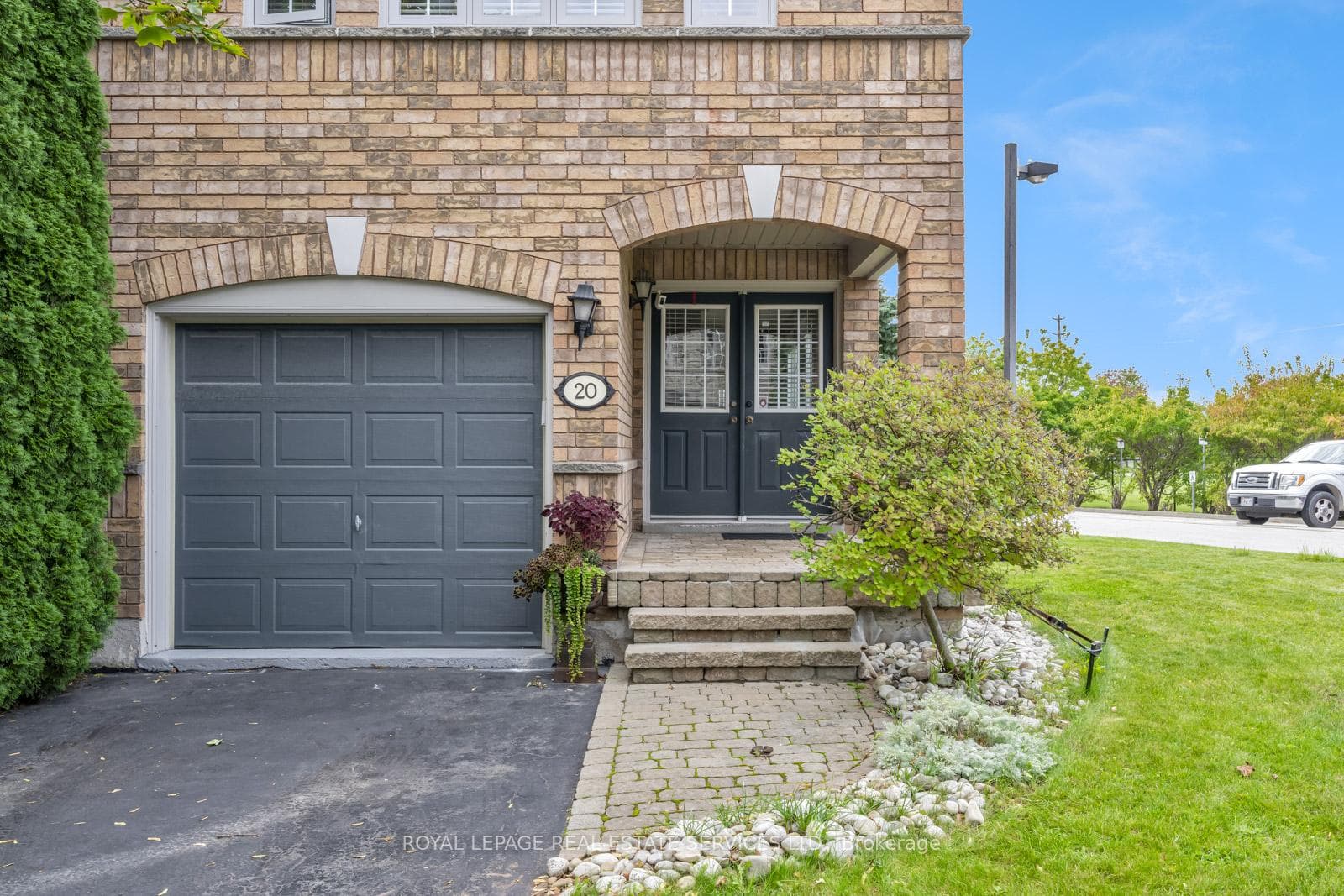 5555 Prince William Drive Unit 20 photo 3
