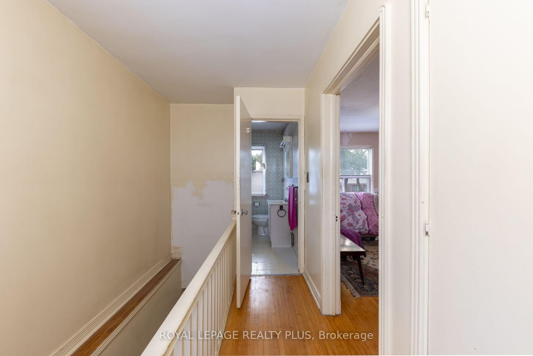 33 Dayton Avenue photo 10