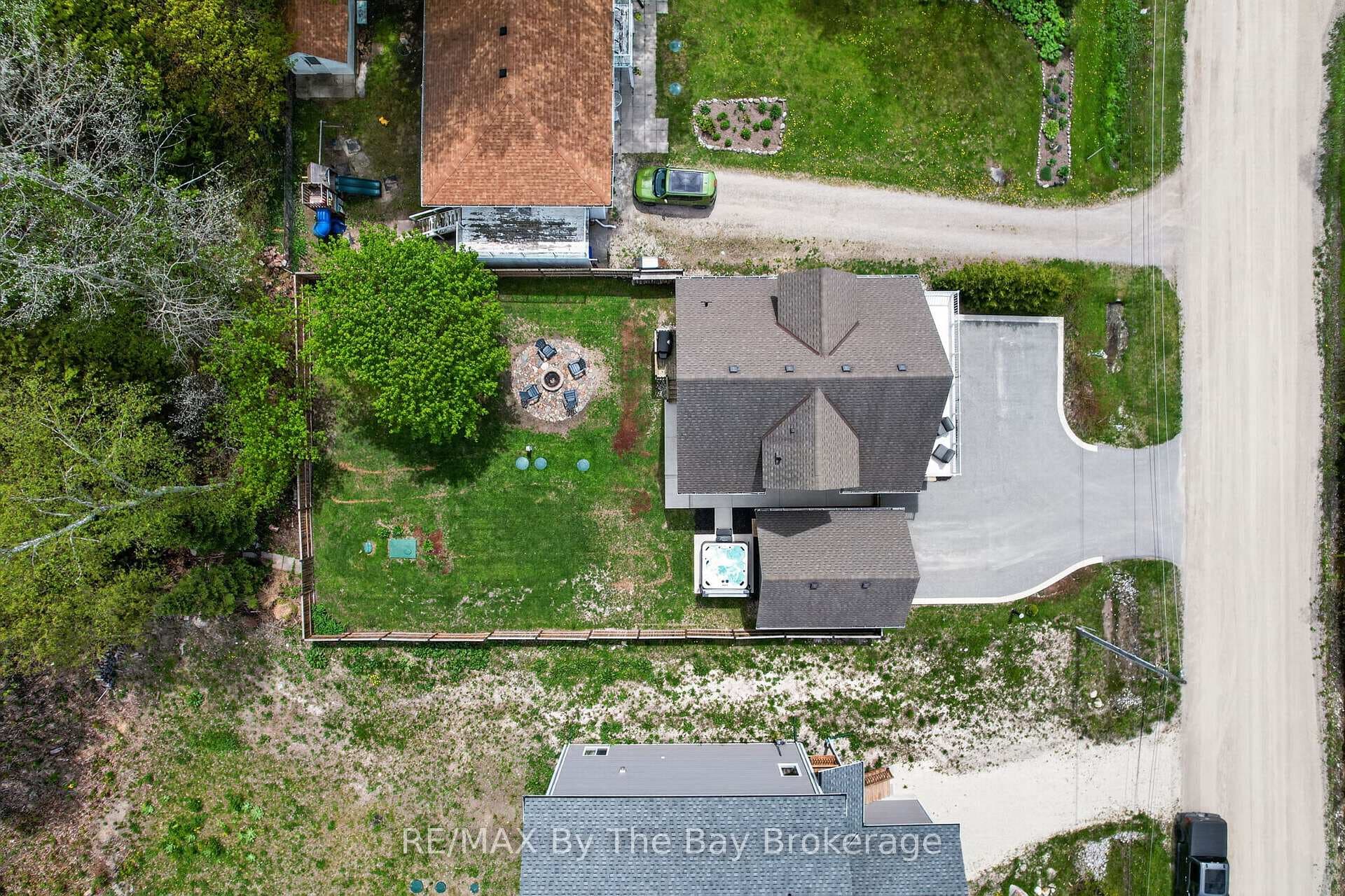 17 Elizabeth Avenue photo 42