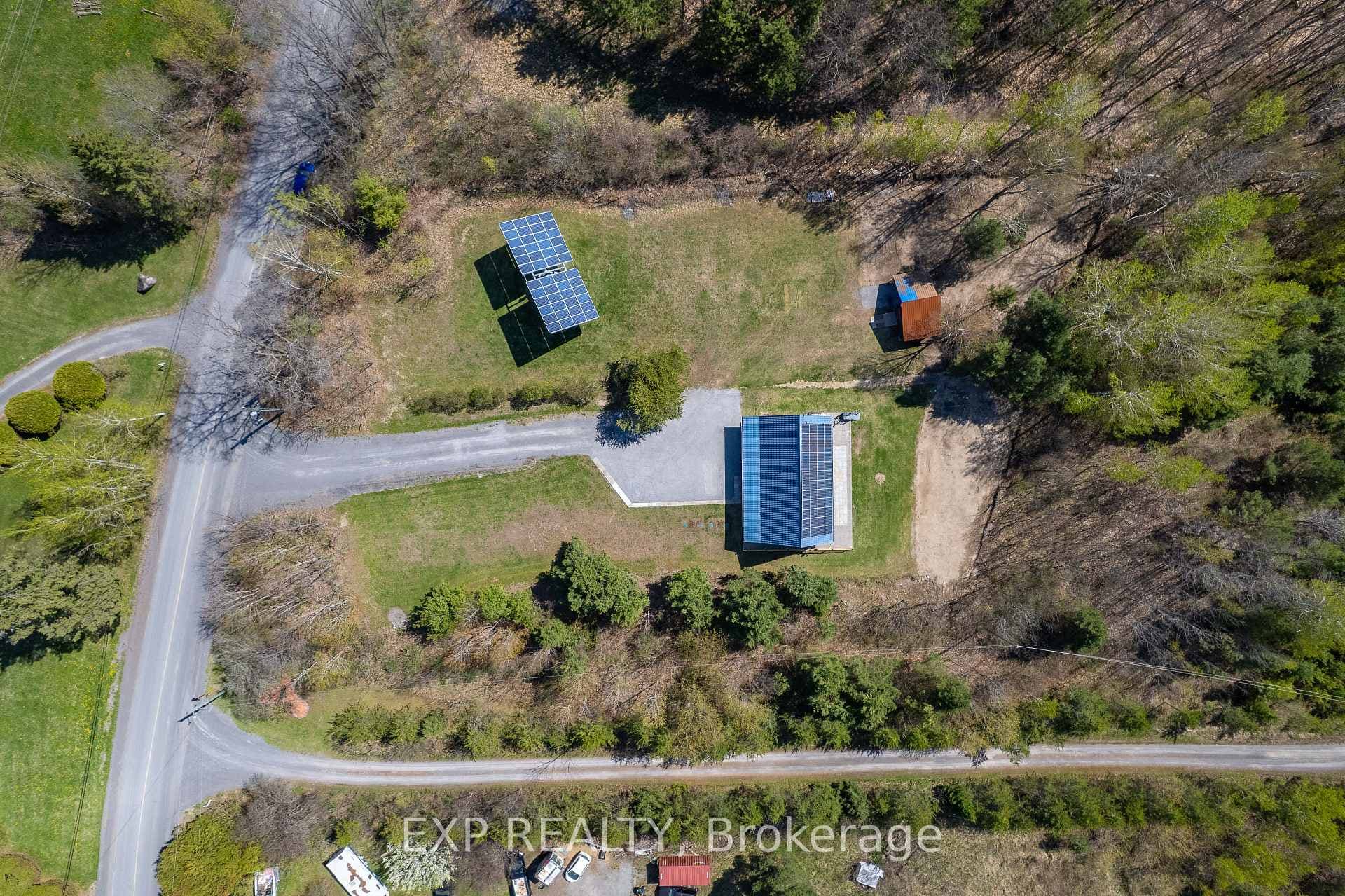 568 LAKE GEORGE Road photo 6