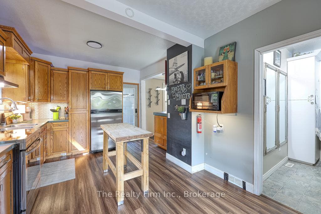 132 Charles Street photo 11