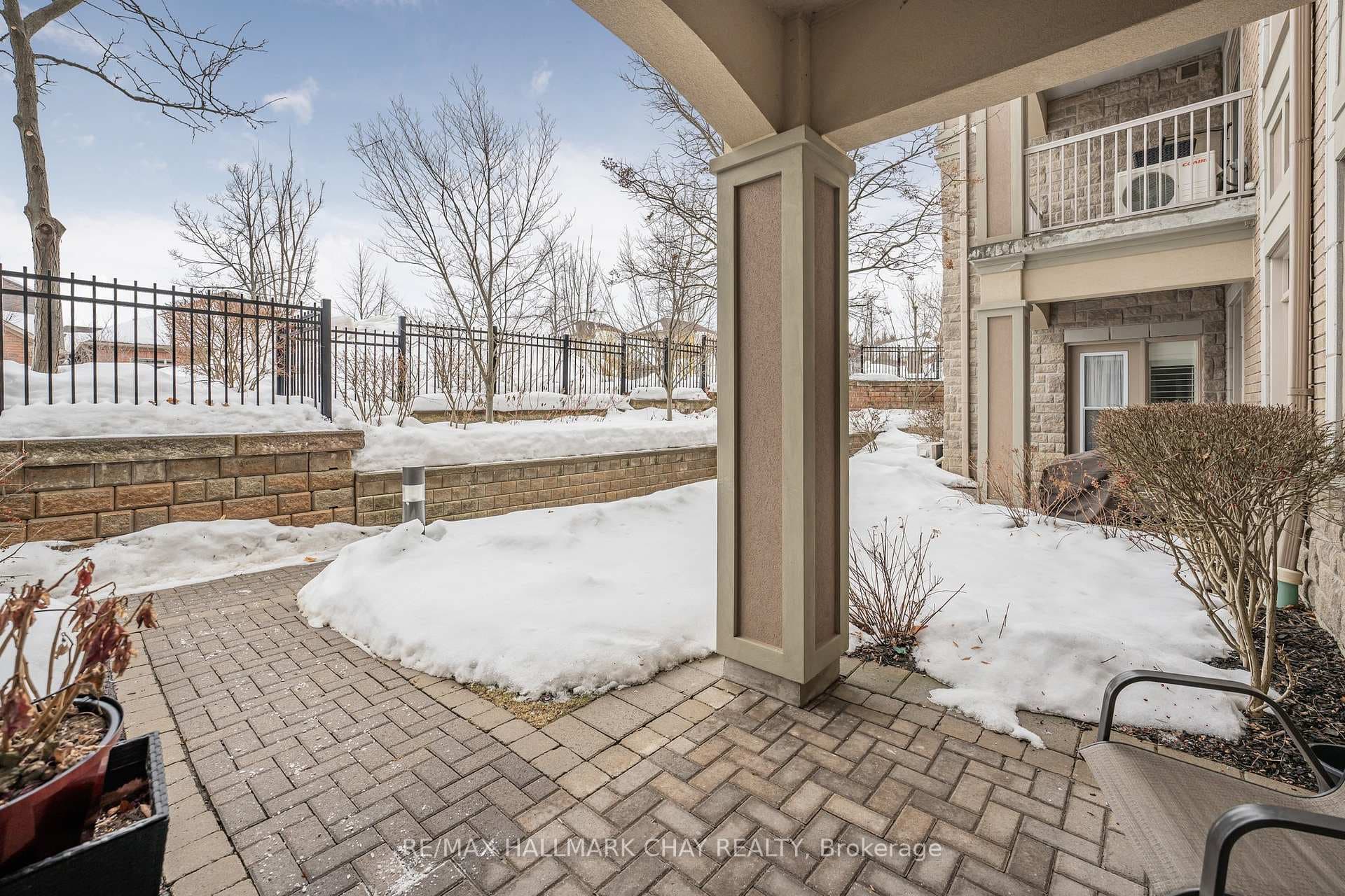 2 Briar Hill Heights Unit 103 photo 24