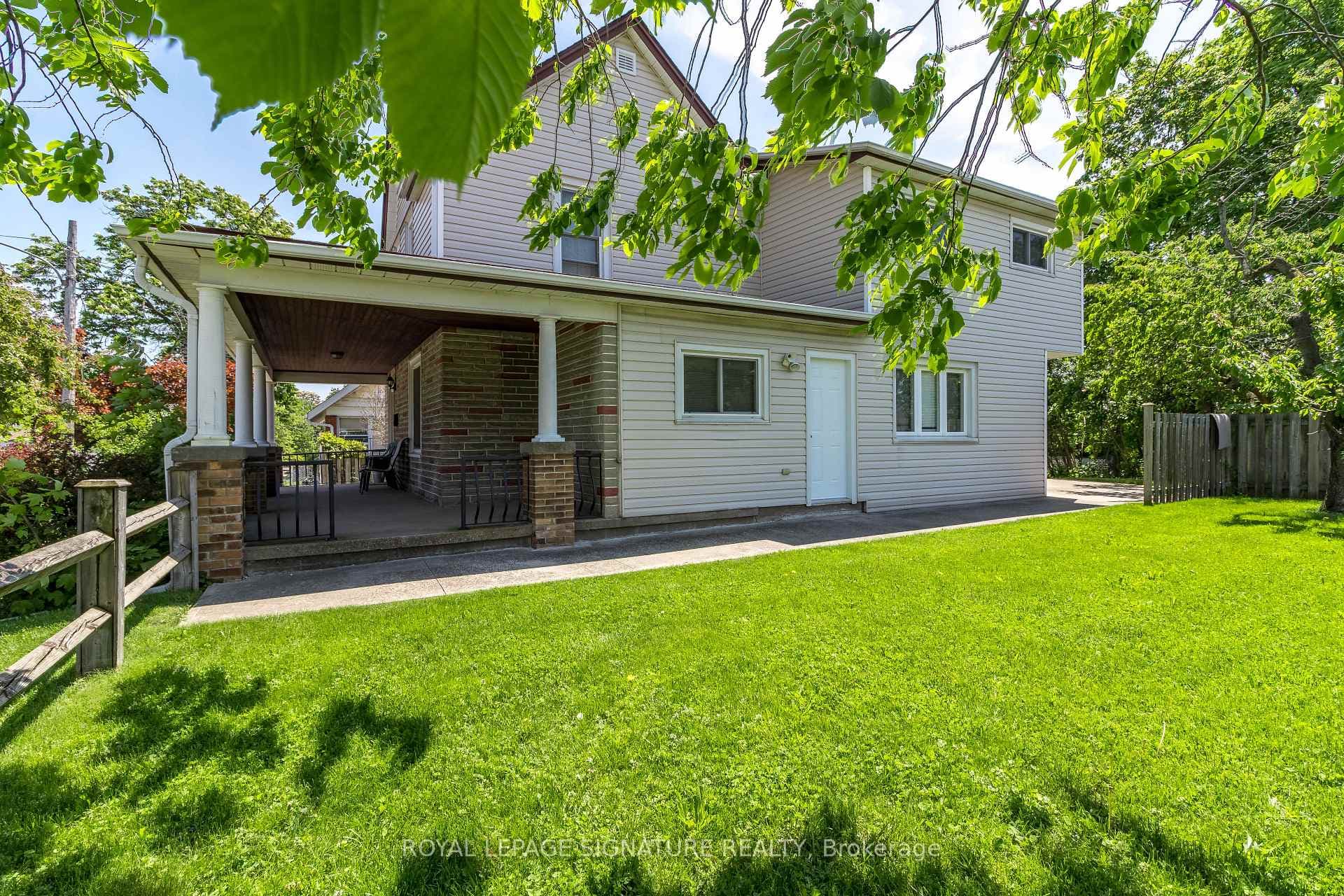 23 Sullivan Avenue photo 3