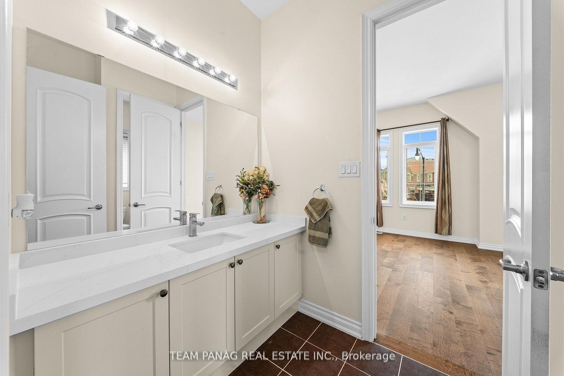 34 Cannington Crescent photo 37