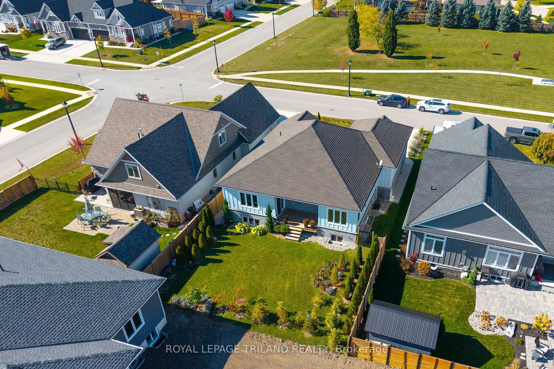 Note the permanent green space across the street